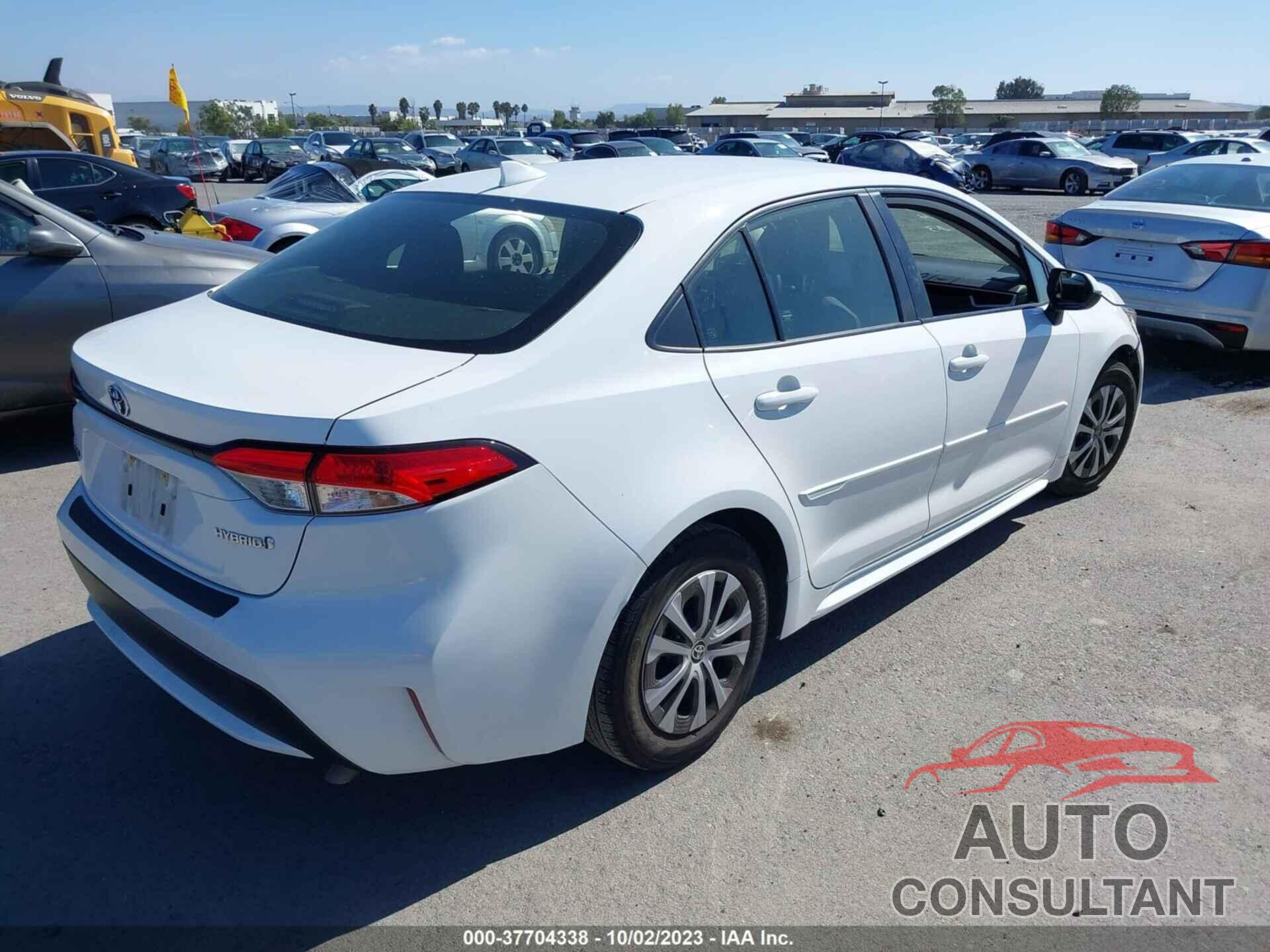 TOYOTA COROLLA 2022 - JTDEAMDE6NJ039855