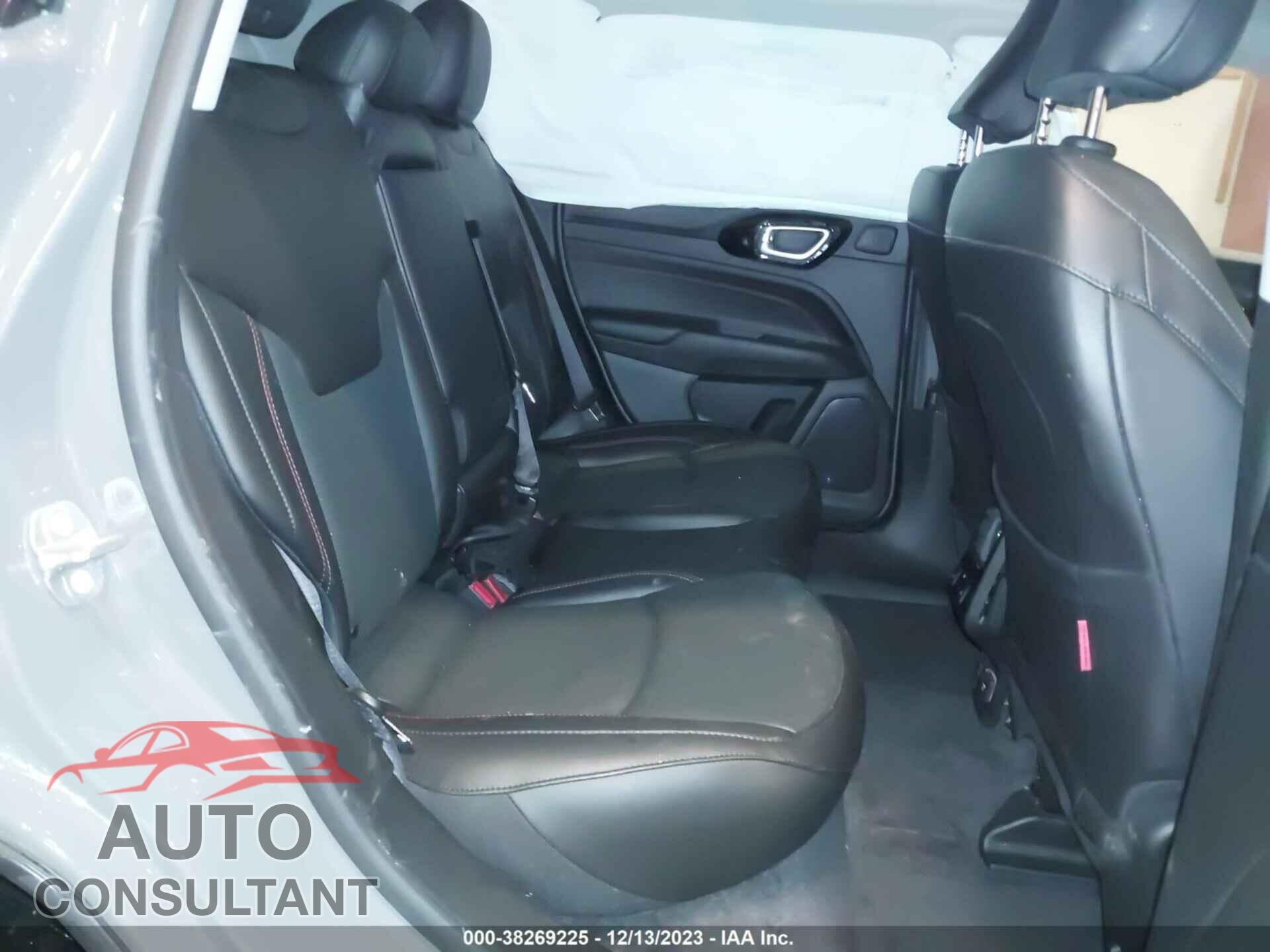 JEEP COMPASS 2022 - 3C4NJDDB8NT228070