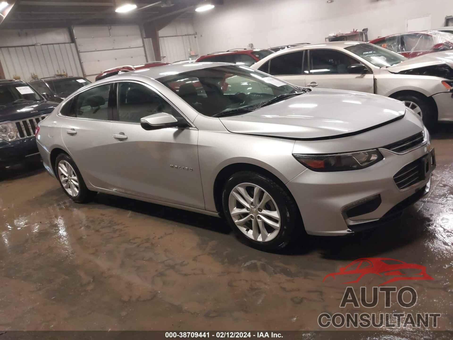 CHEVROLET MALIBU 2017 - 1G1ZE5ST1HF208712