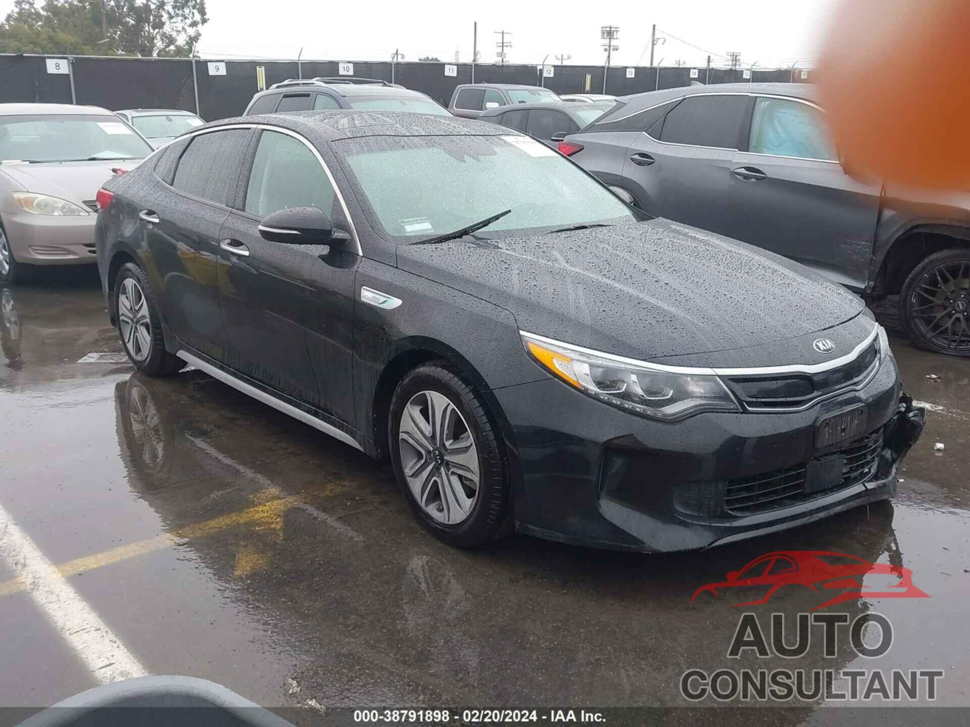 KIA OPTIMA 2018 - KNAGU4LE3J5021654
