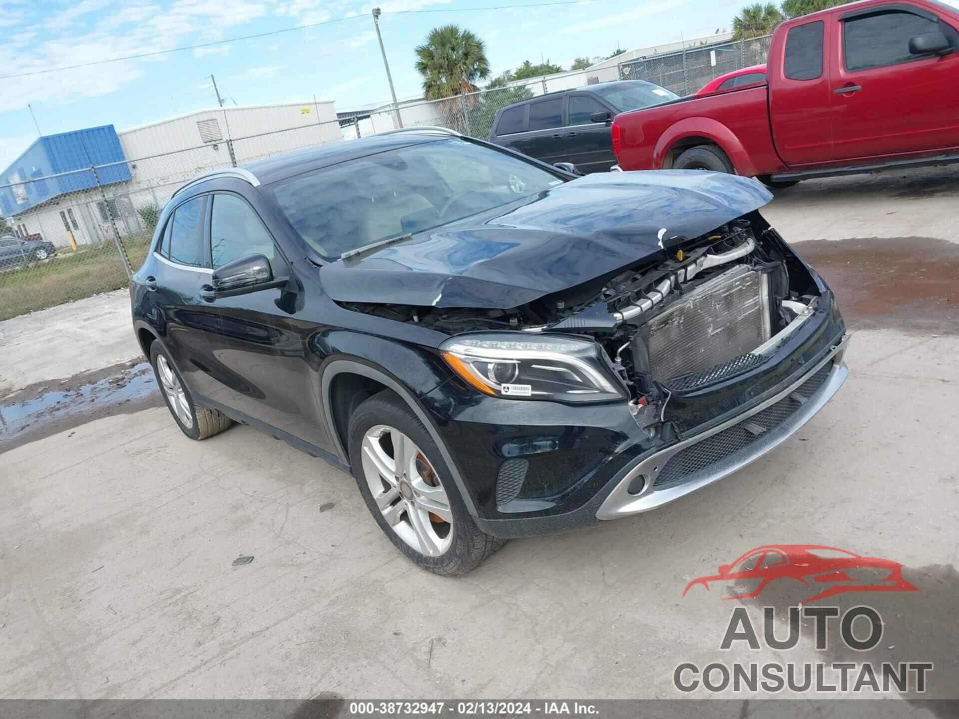 MERCEDES-BENZ GLA 2016 - WDCTG4EB8GJ215649