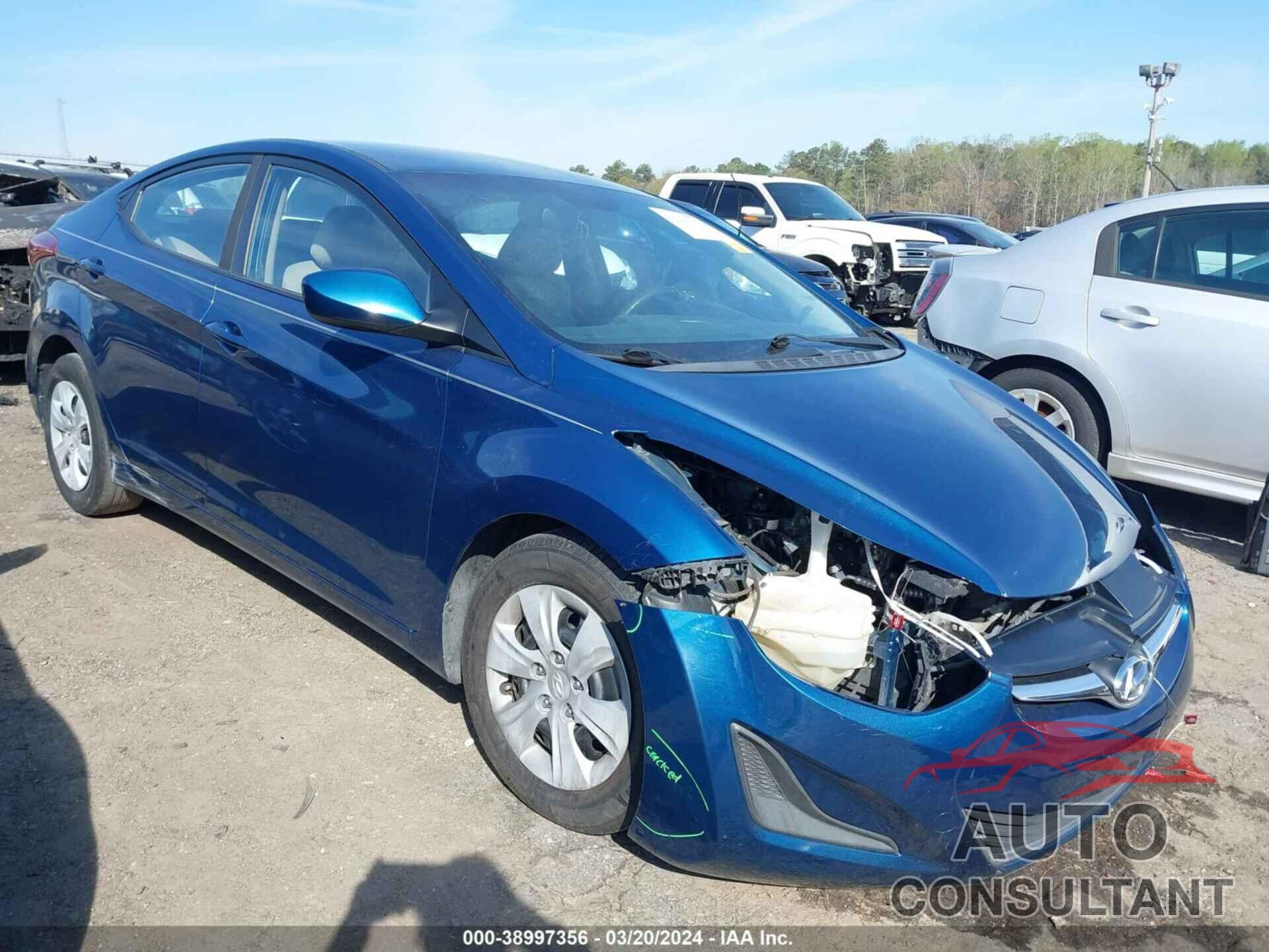 HYUNDAI ELANTRA 2016 - KMHDH4AE7GU618913