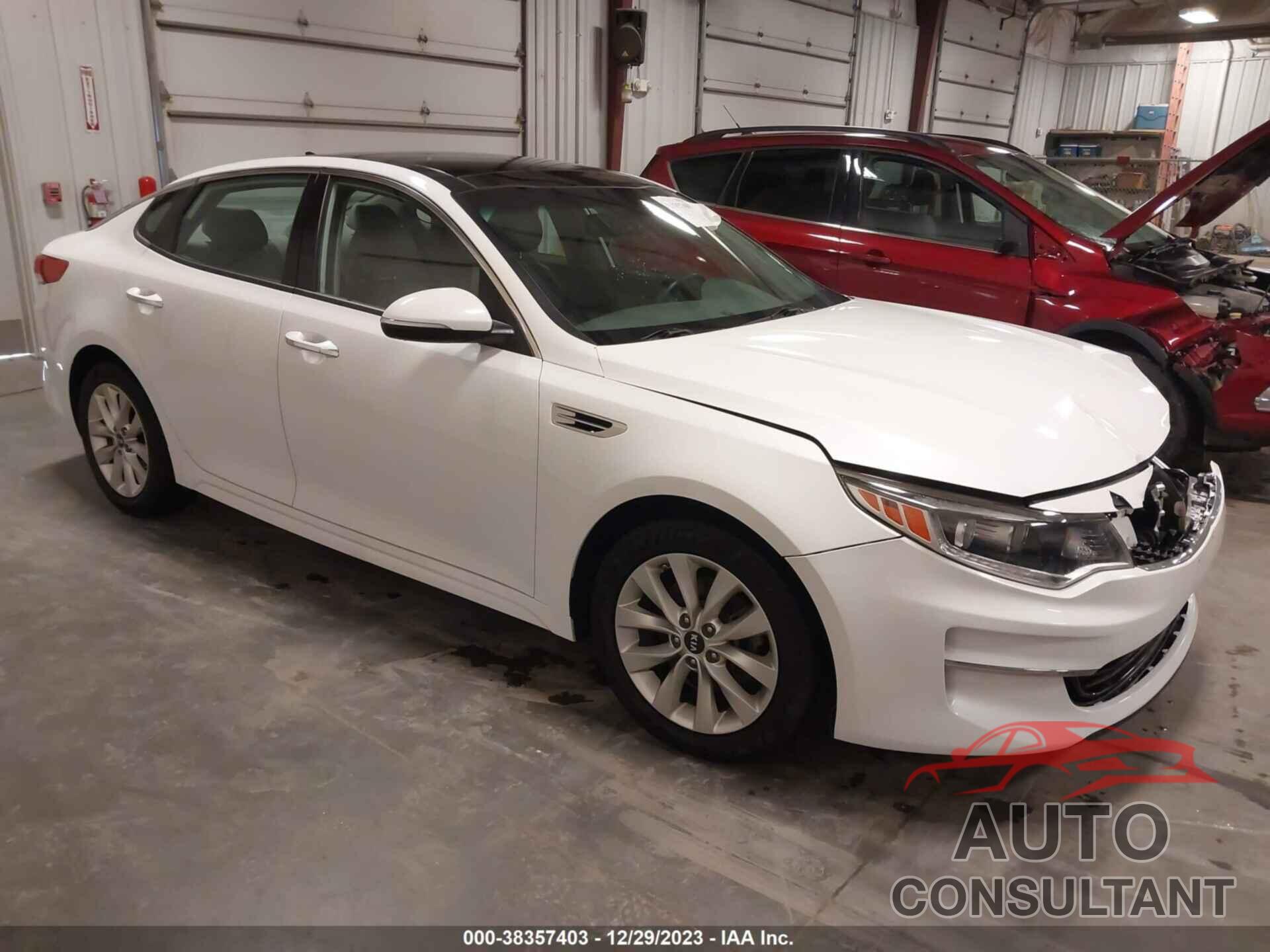 KIA OPTIMA 2018 - 5XXGU4L33JG184141