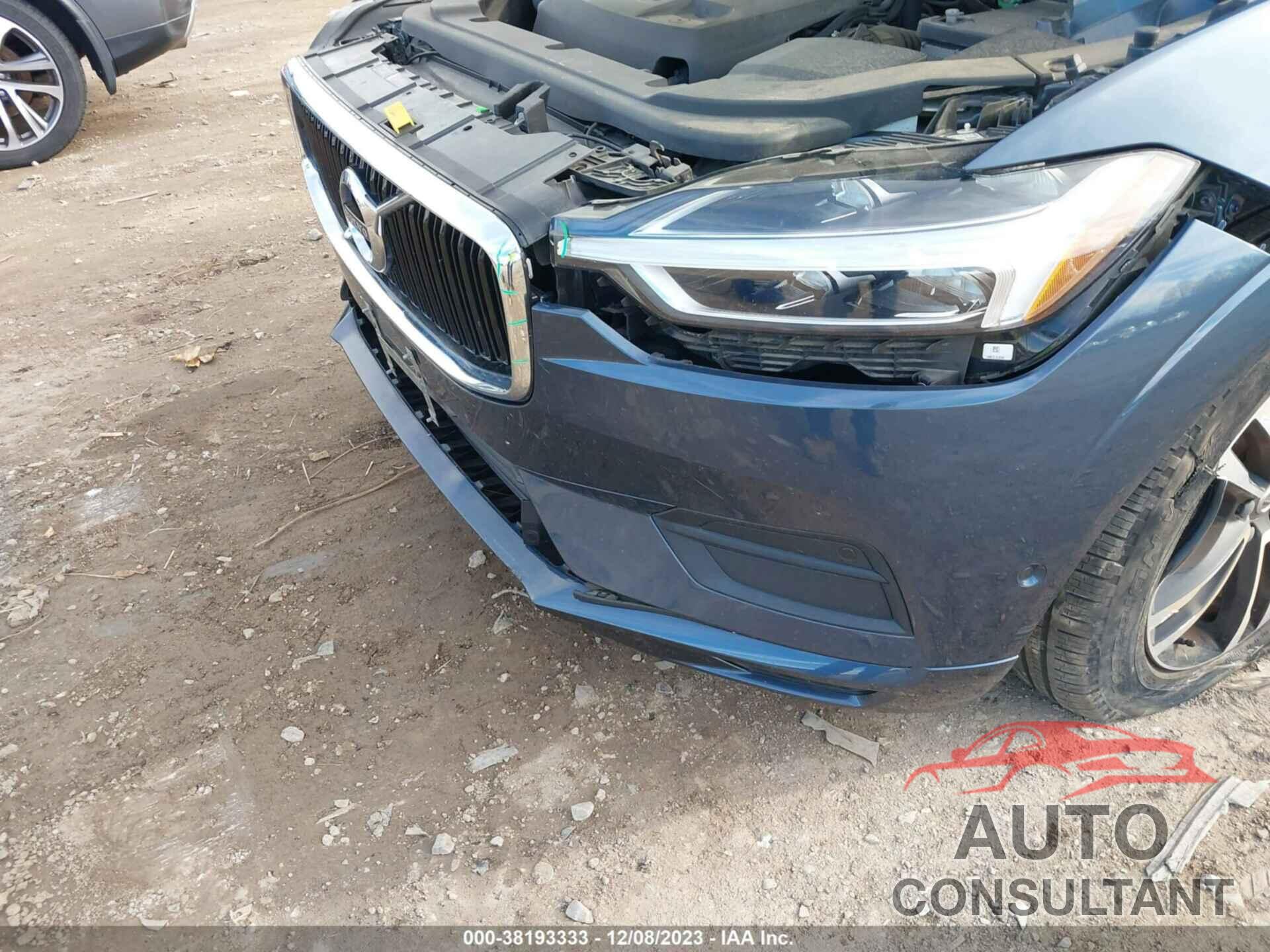 VOLVO XC60 2018 - YV4A22RK4J1064517