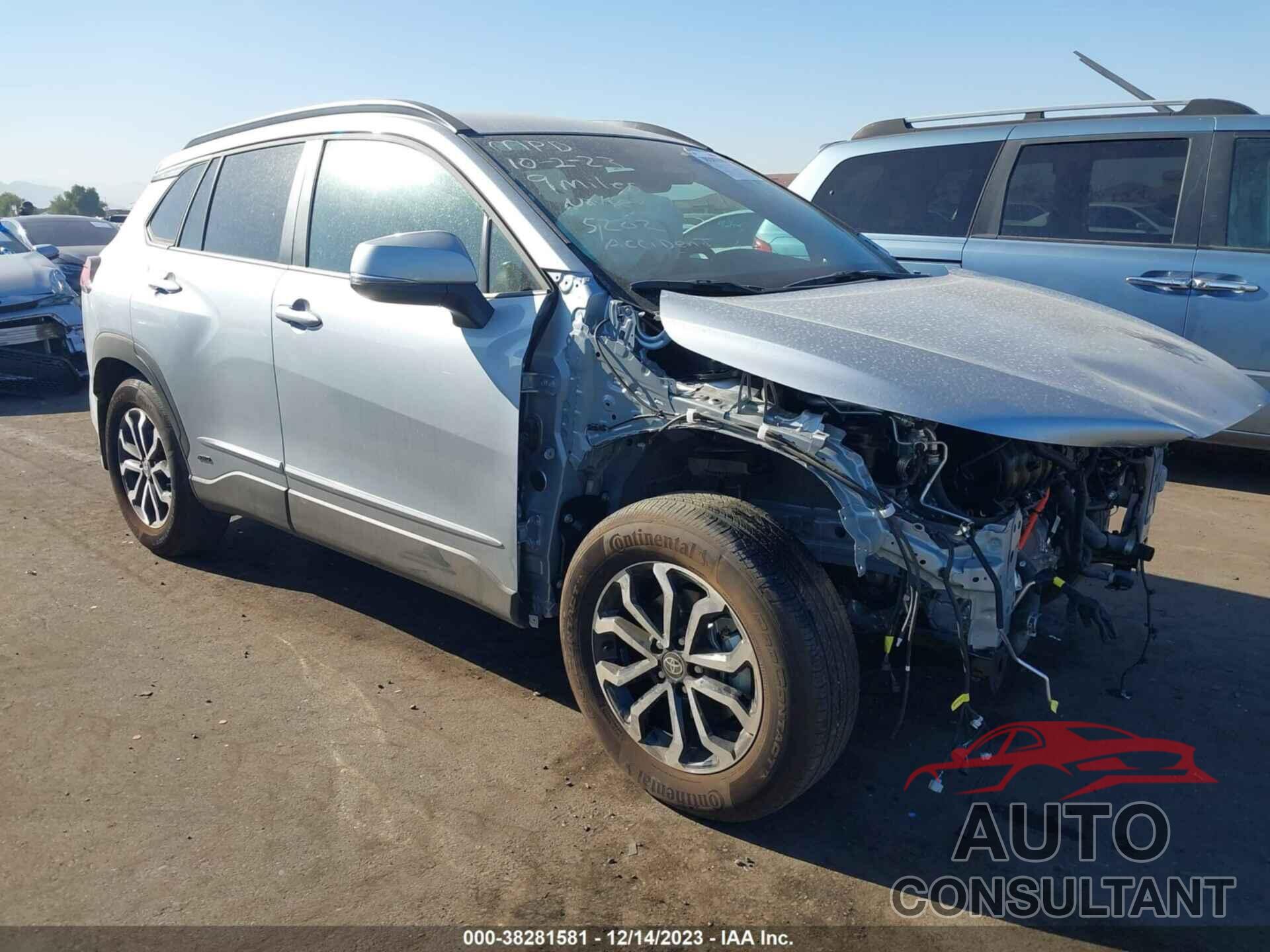 TOYOTA COROLLA CROSS 2023 - 7MUFBABG0PV005202