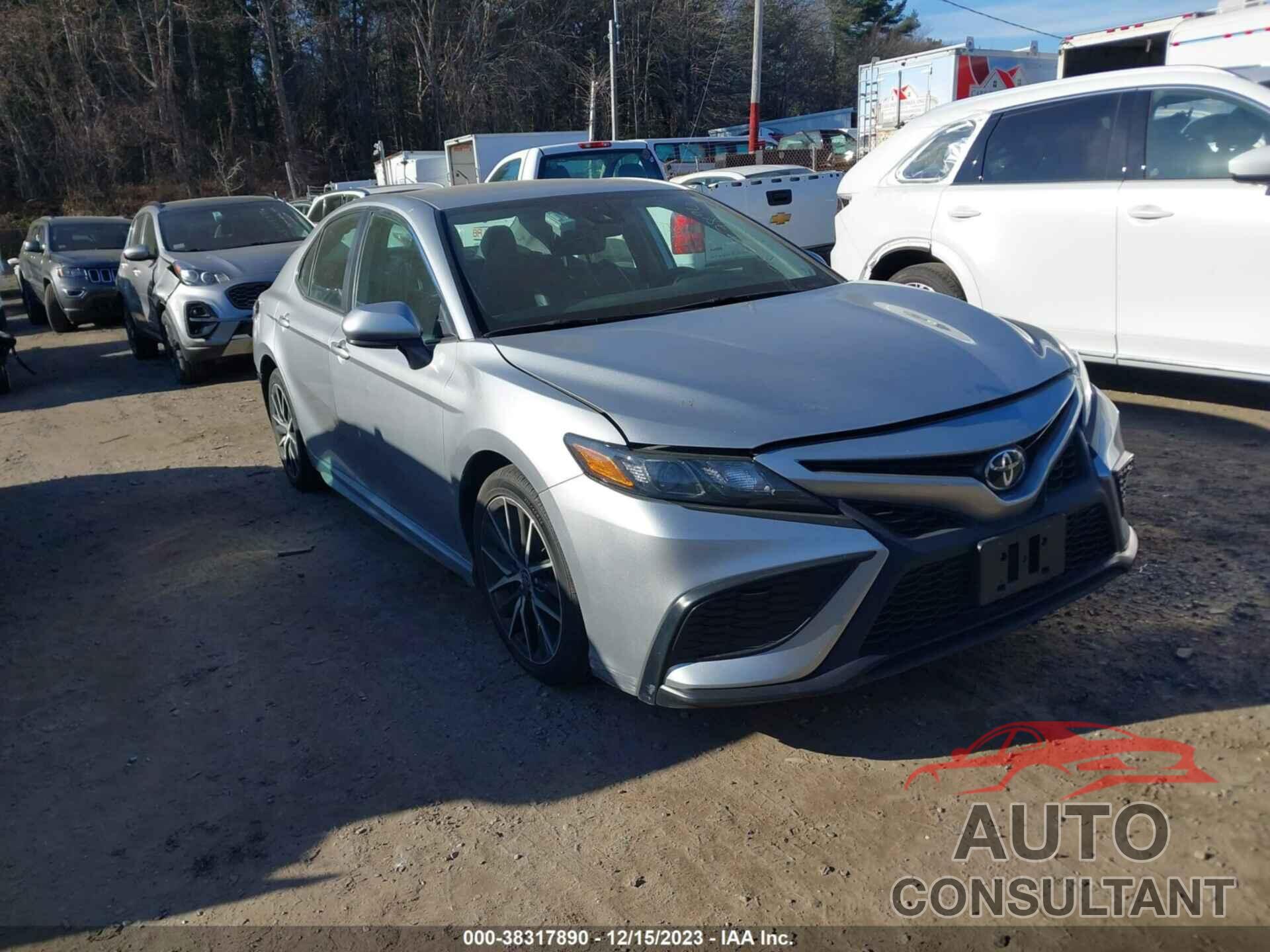 TOYOTA CAMRY 2021 - 4T1G11AKXMU584788