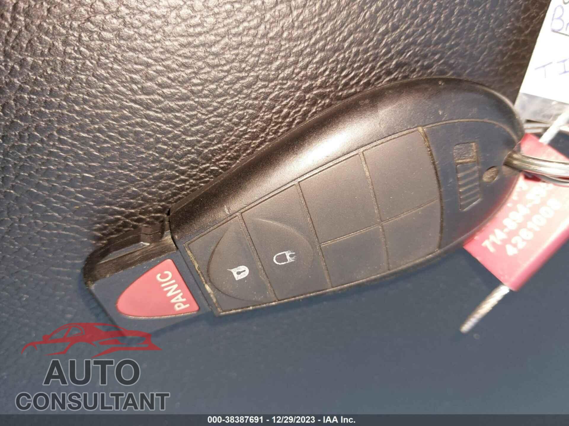DODGE GRAND CARAVAN 2016 - 2C4RDGBG5GR124568