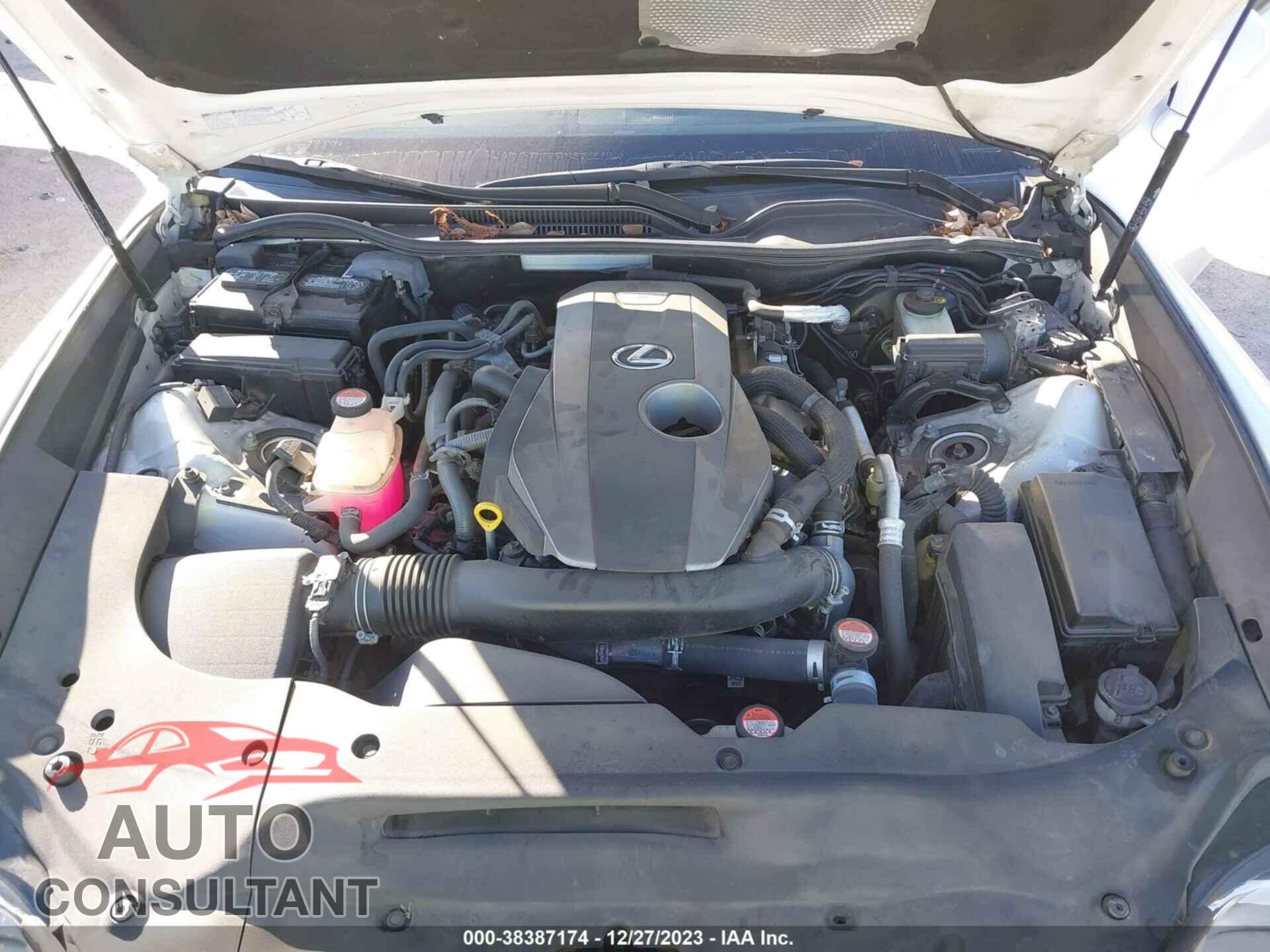 LEXUS RC 200T 2016 - JTHHA5BC5G5000513