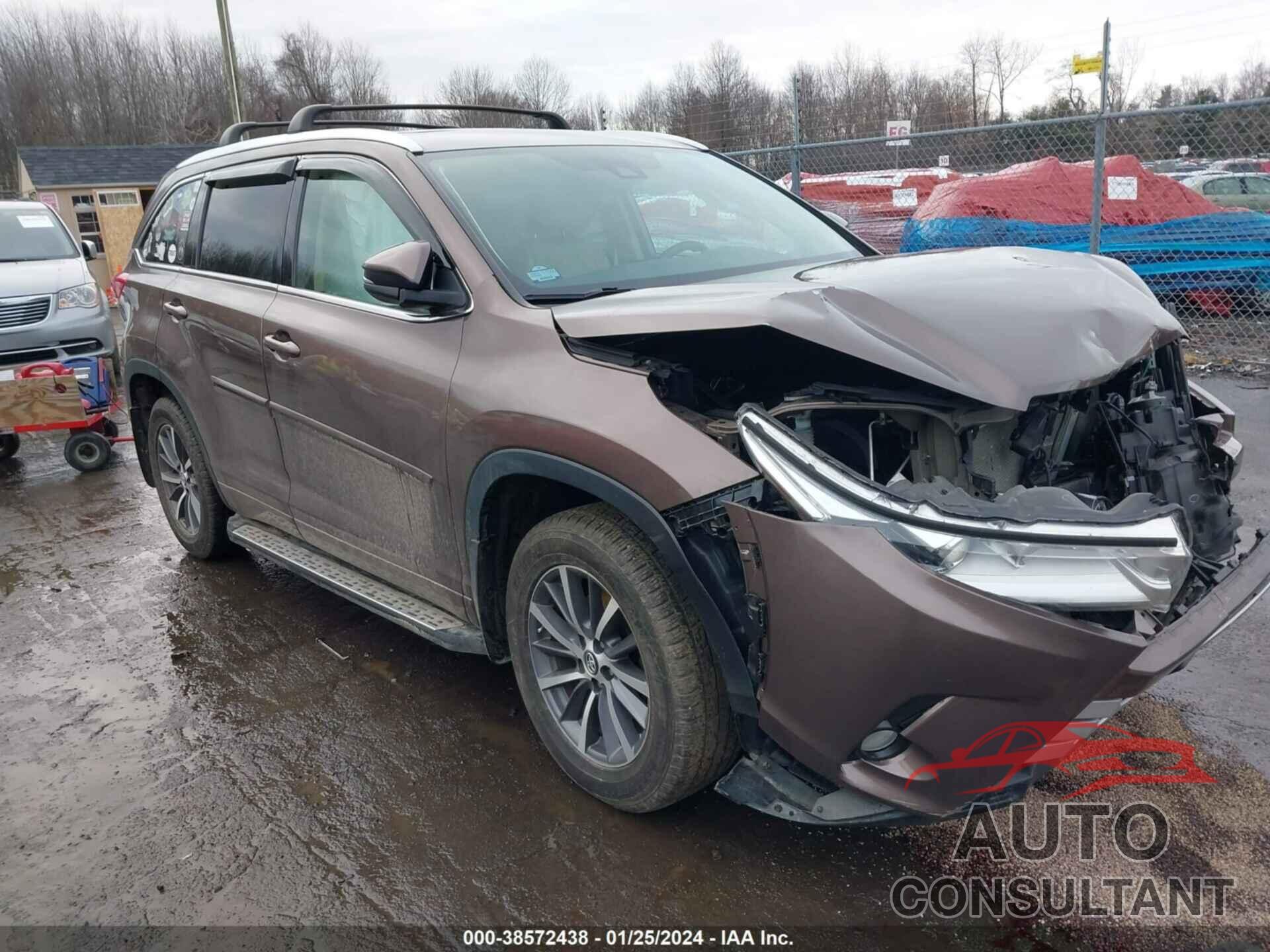 TOYOTA HIGHLANDER 2018 - 5TDJZRFH8JS850503