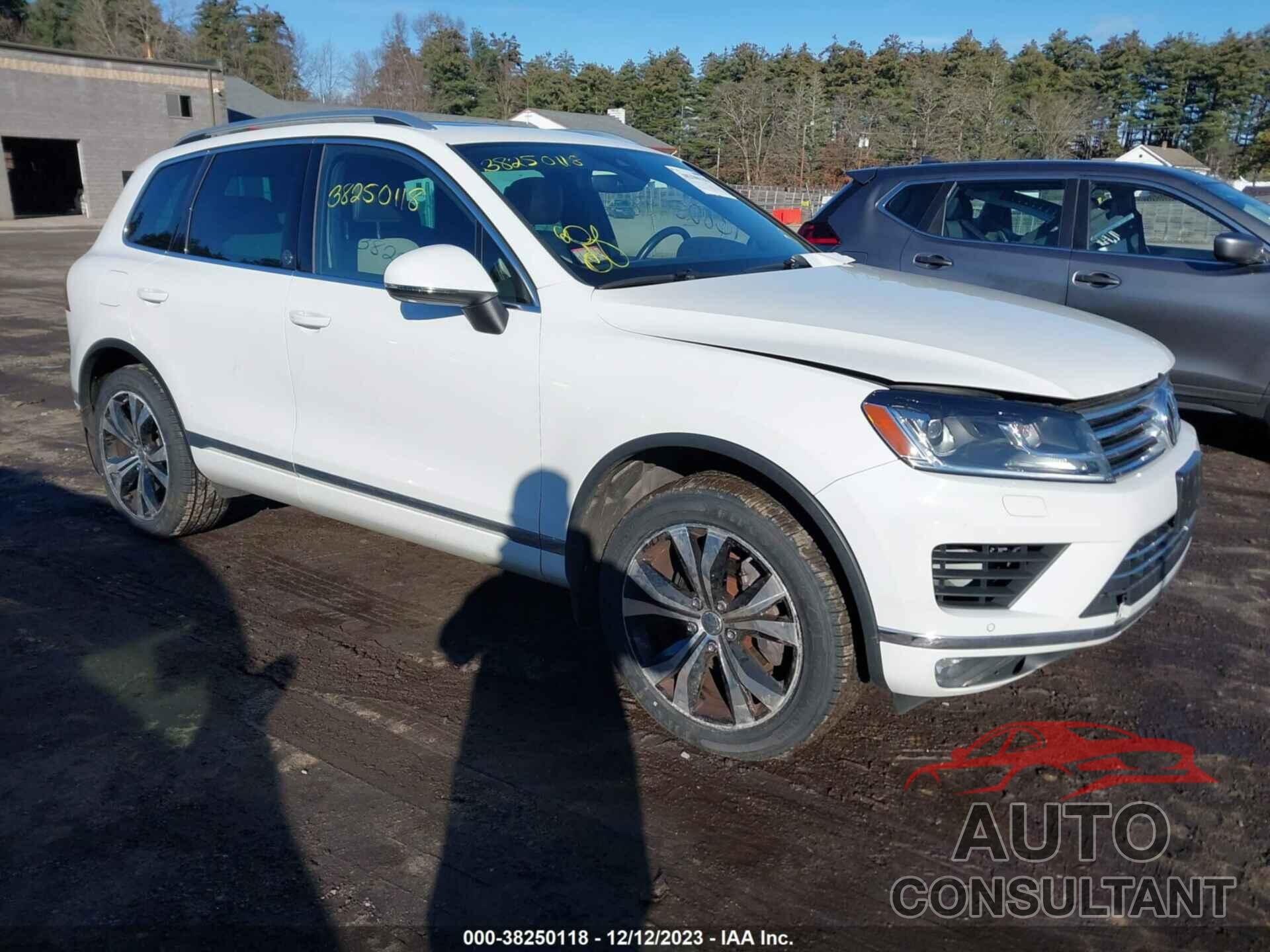 VOLKSWAGEN TOUAREG 2017 - WVGRF7BP0HD000086