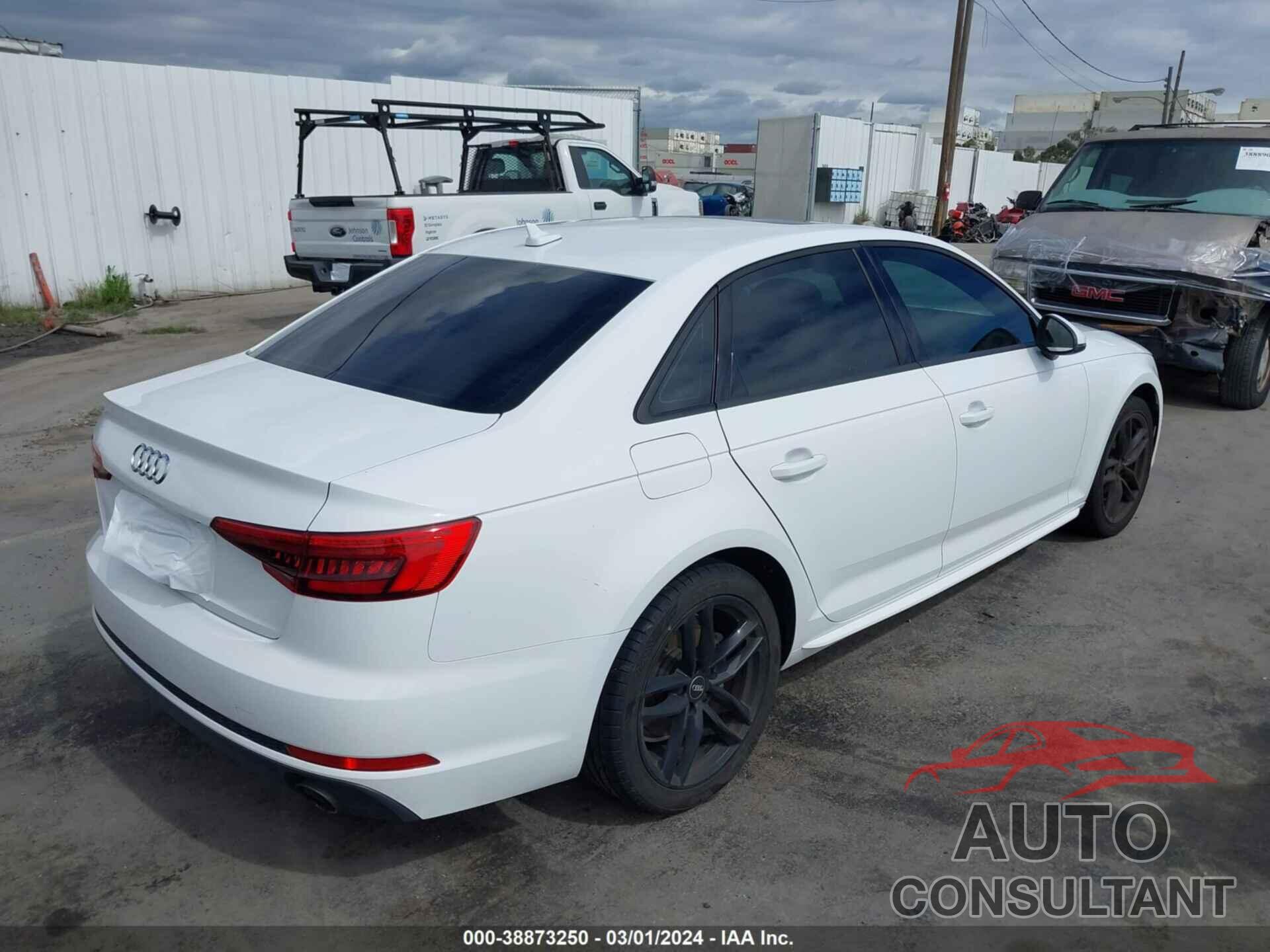 AUDI A4 2017 - WAUKMAF49HN055832