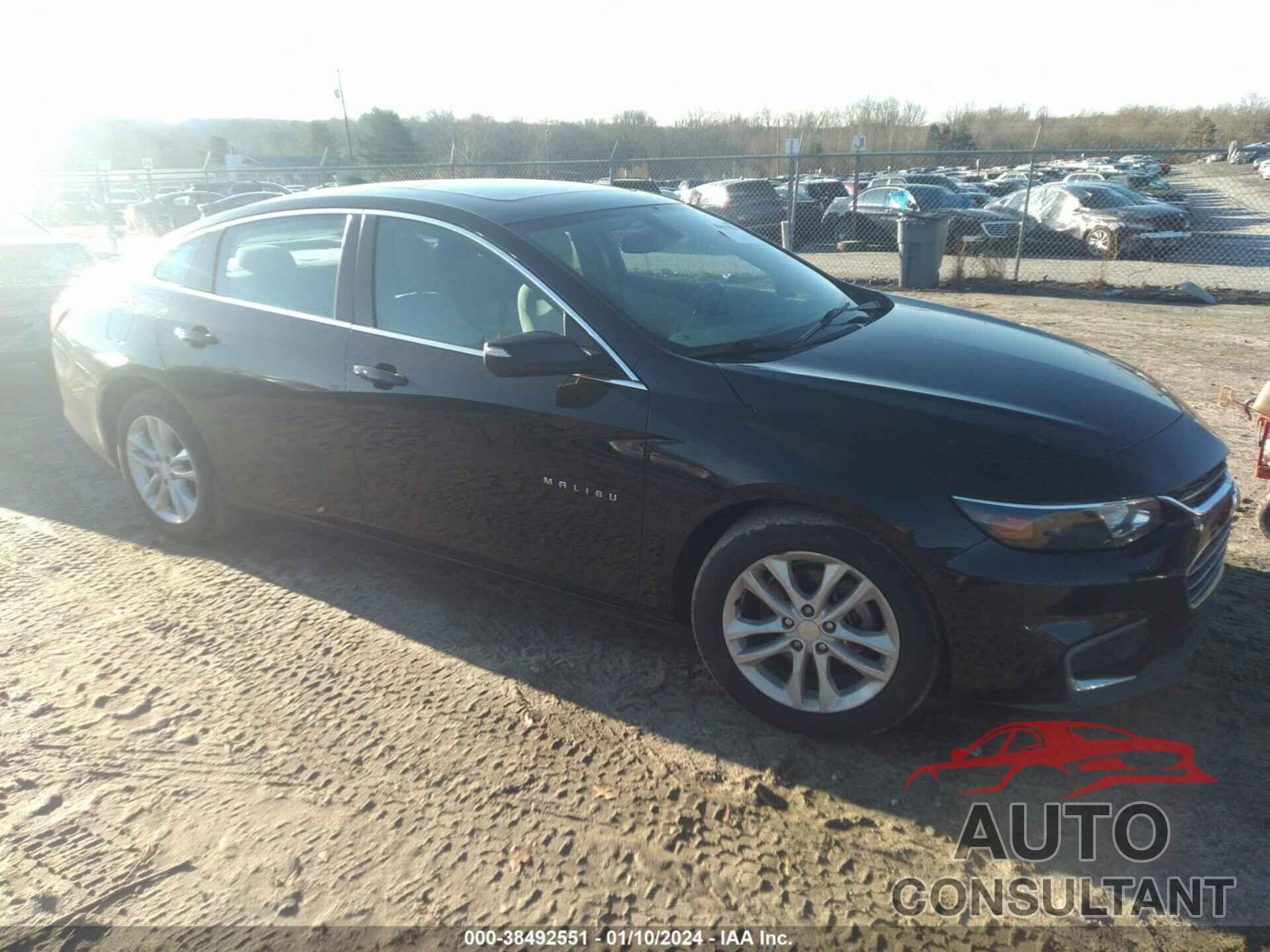 CHEVROLET MALIBU 2018 - 1G1ZD5ST1JF149654