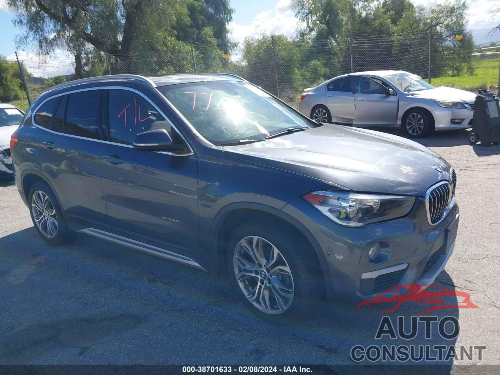 BMW X1 2017 - WBXHU7C33HP925268