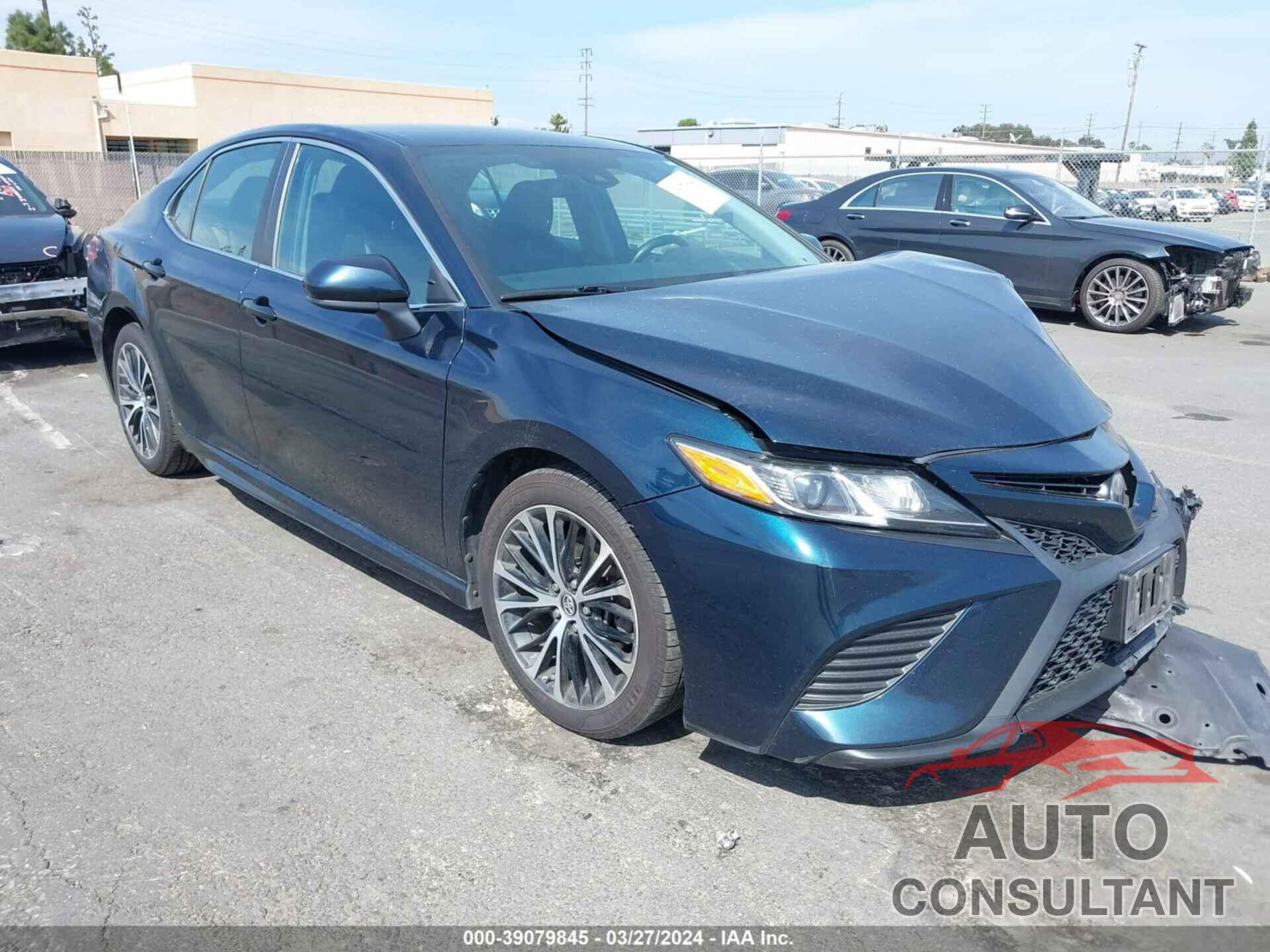 TOYOTA CAMRY 2019 - 4T1B11HK0KU721637