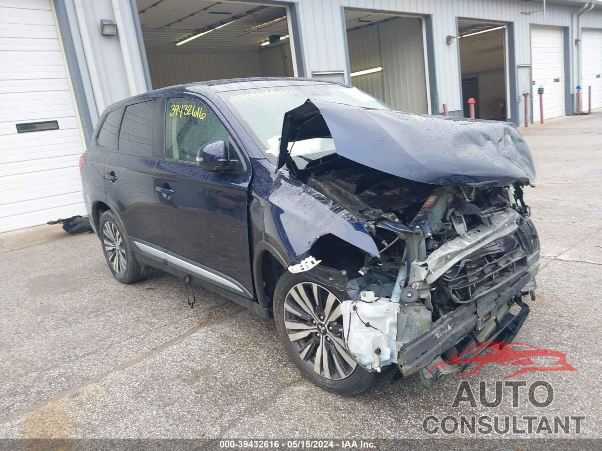 MITSUBISHI OUTLANDER 2019 - JA4AD3A3XKZ016721