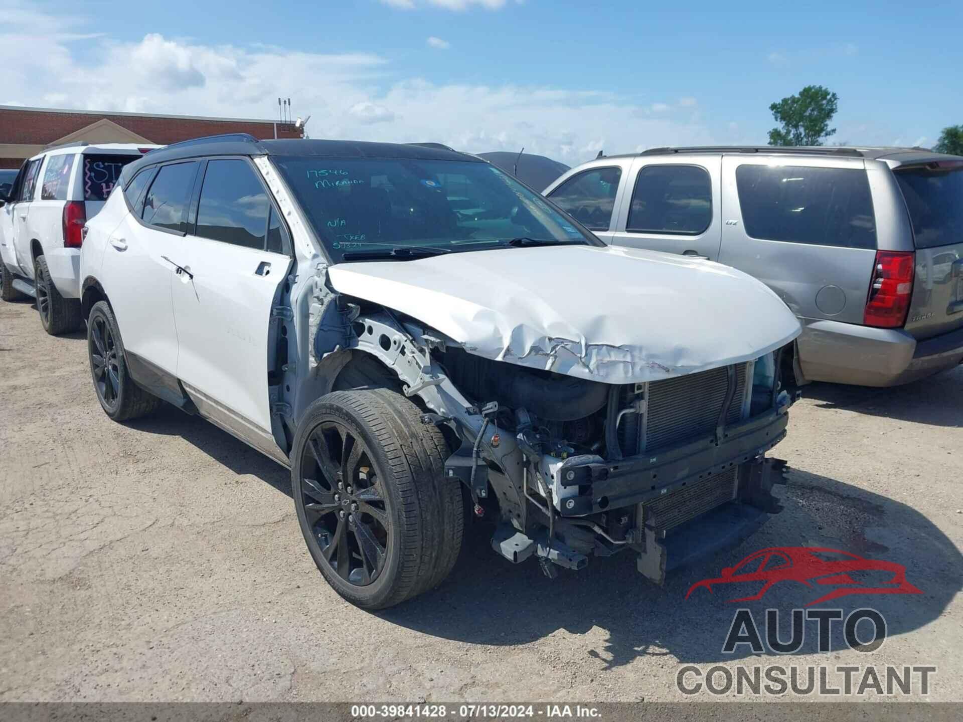 CHEVROLET BLAZER 2020 - 3GNKBERS1LS670858