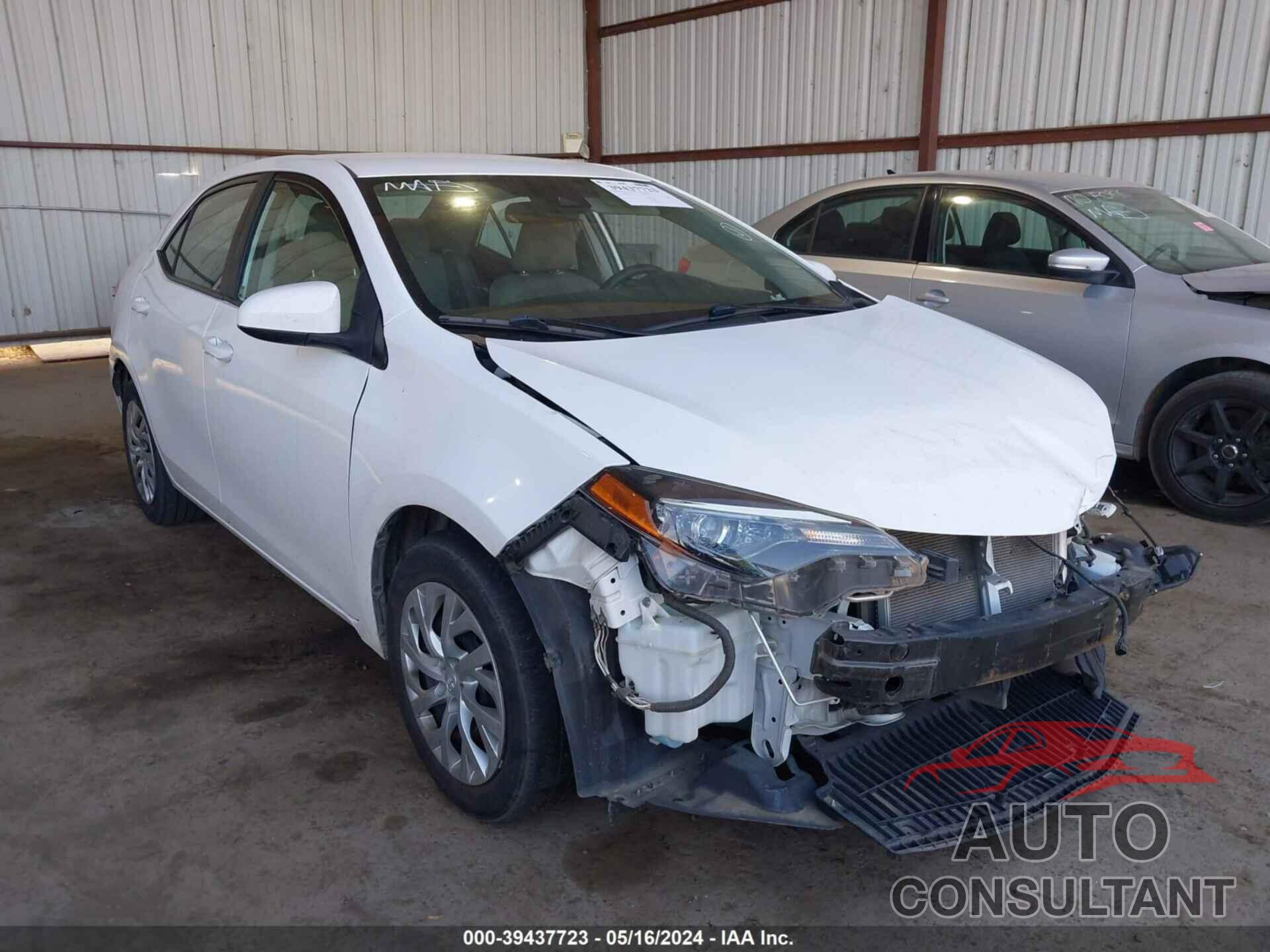 TOYOTA COROLLA 2018 - 2T1BURHEXJC083414
