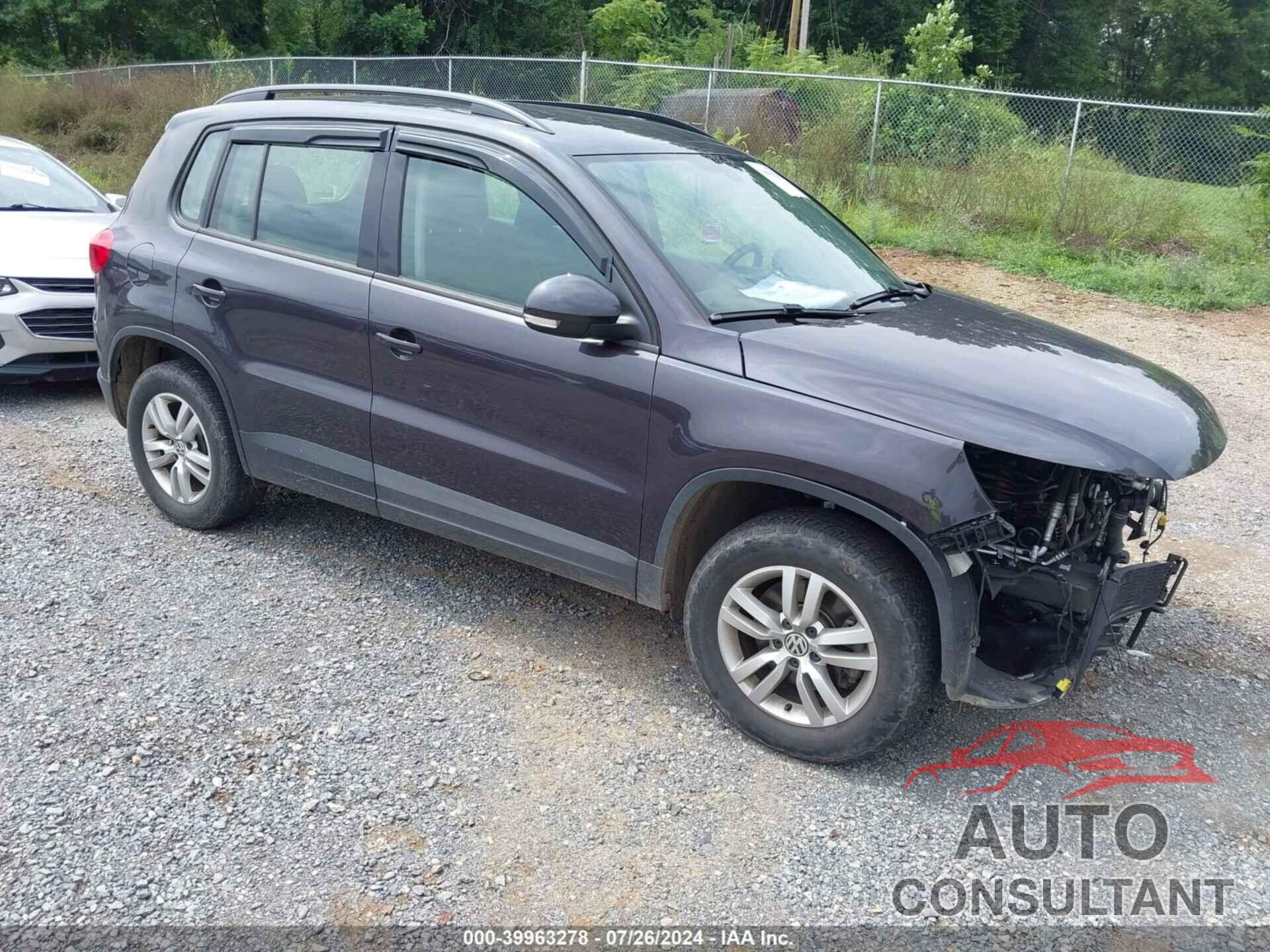 VOLKSWAGEN TIGUAN 2016 - WVGBV7AX1GW569358