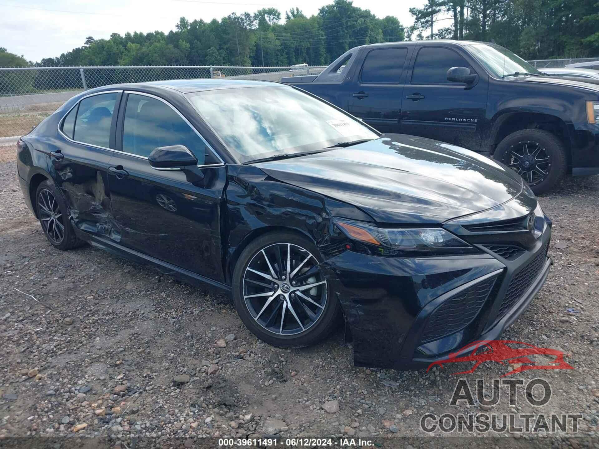 TOYOTA CAMRY 2021 - 4T1T11AK1MU529936