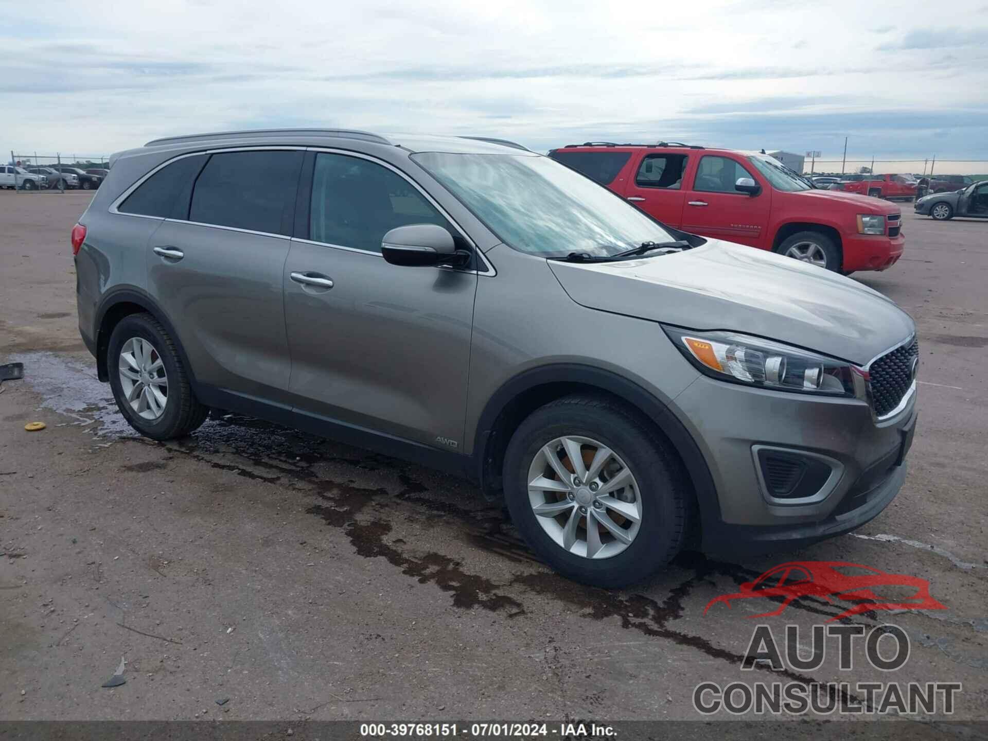 KIA SORENTO 2017 - 5XYPGDA3XHG232105