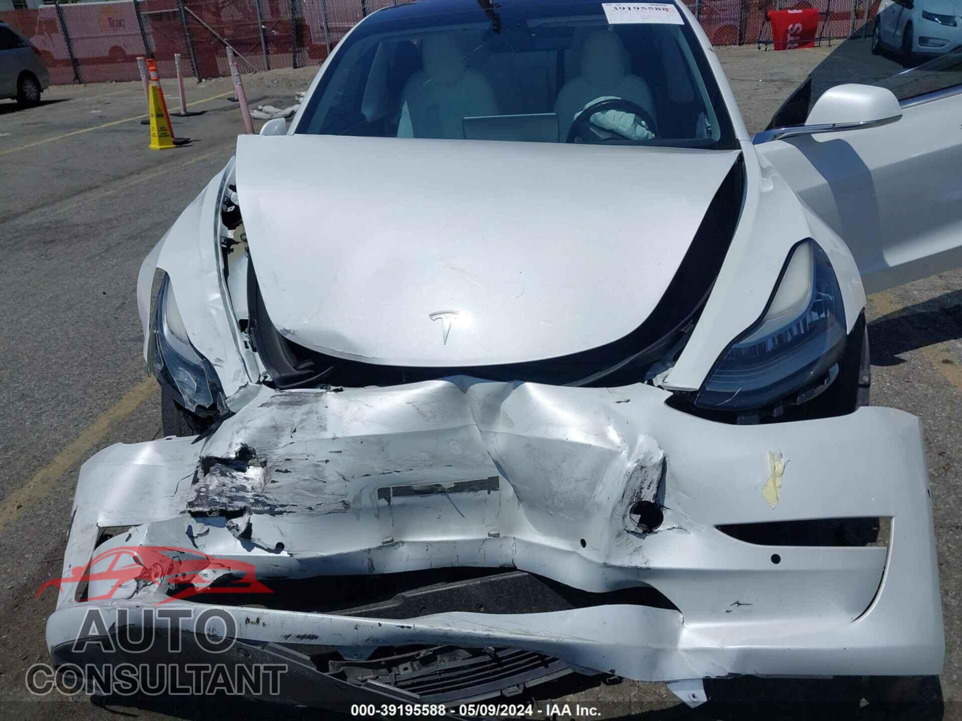 TESLA MODEL 3 2019 - 5YJ3E1EA7KF323777