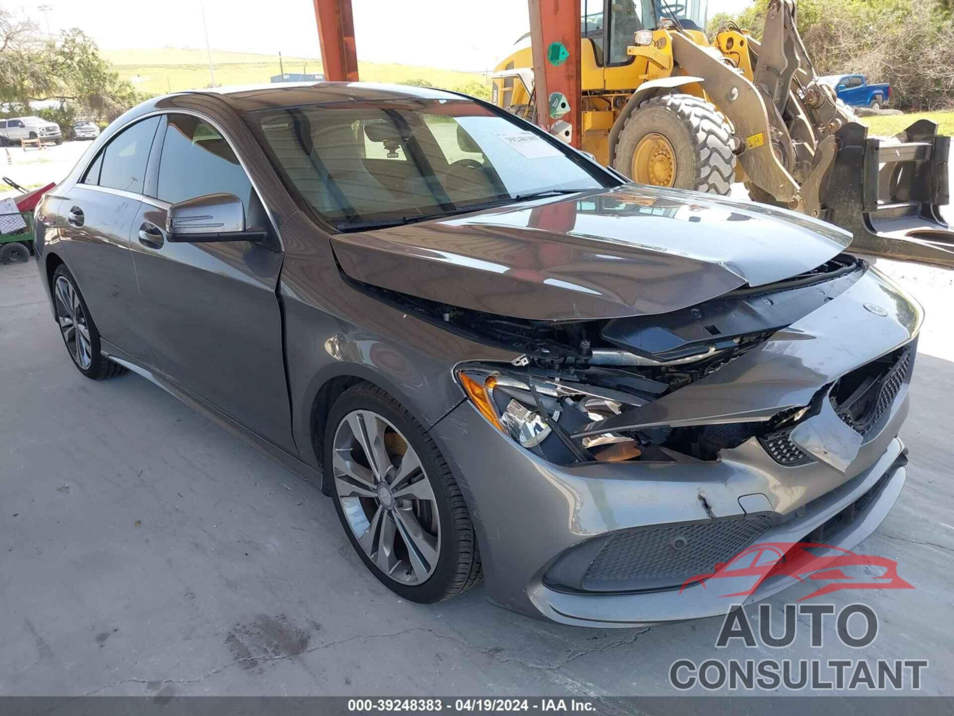 MERCEDES-BENZ CLA 250 2018 - WDDSJ4EB2JN519357