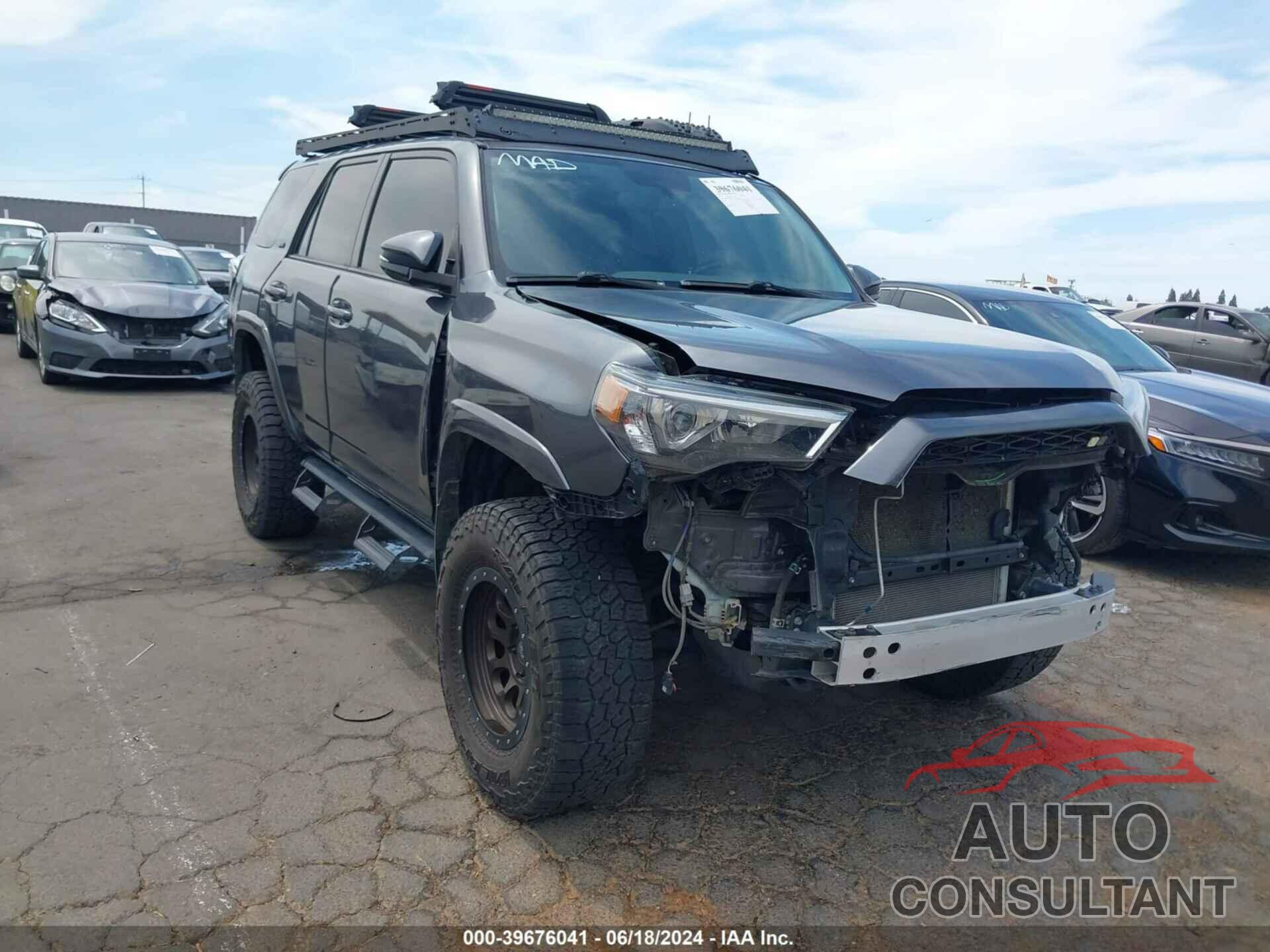 TOYOTA 4RUNNER 2018 - JTEBU5JR0J5564156