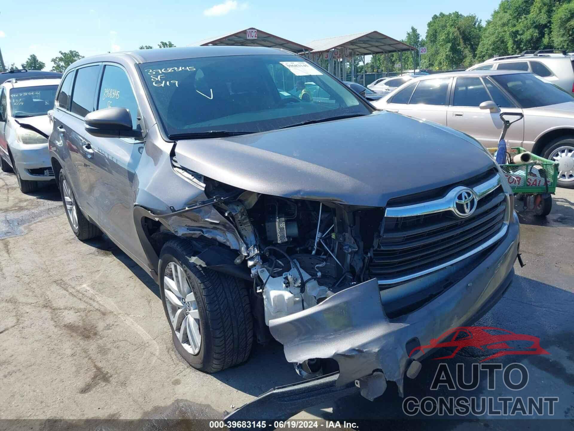 TOYOTA HIGHLANDER 2016 - 5TDZARFHXGS019121