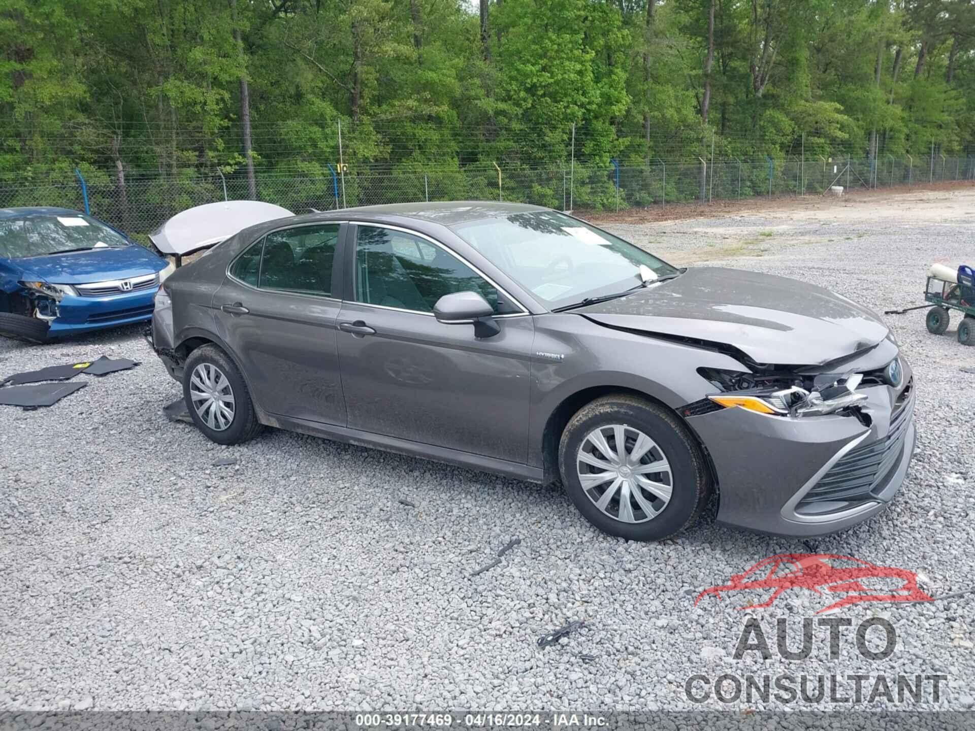 TOYOTA CAMRY 2021 - 4T1C31AK9MU556117