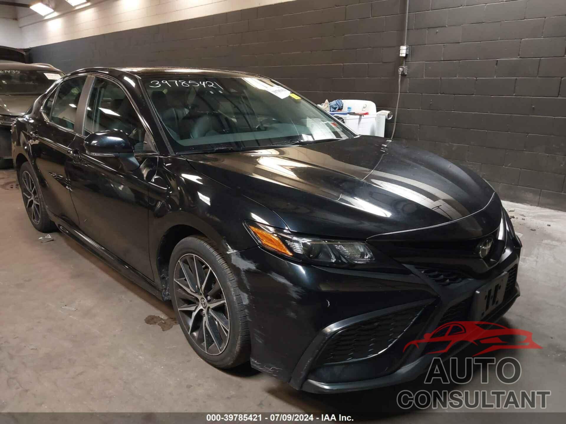 TOYOTA CAMRY 2021 - 4T1T11BK5MU024870
