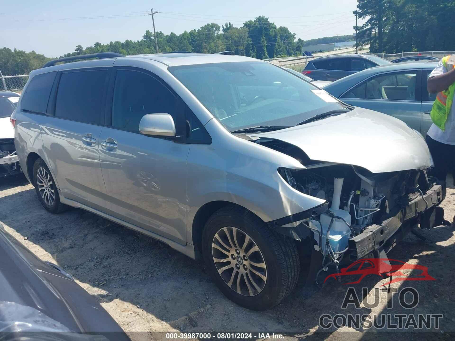 TOYOTA SIENNA 2019 - 5TDYZ3DC5KS001949