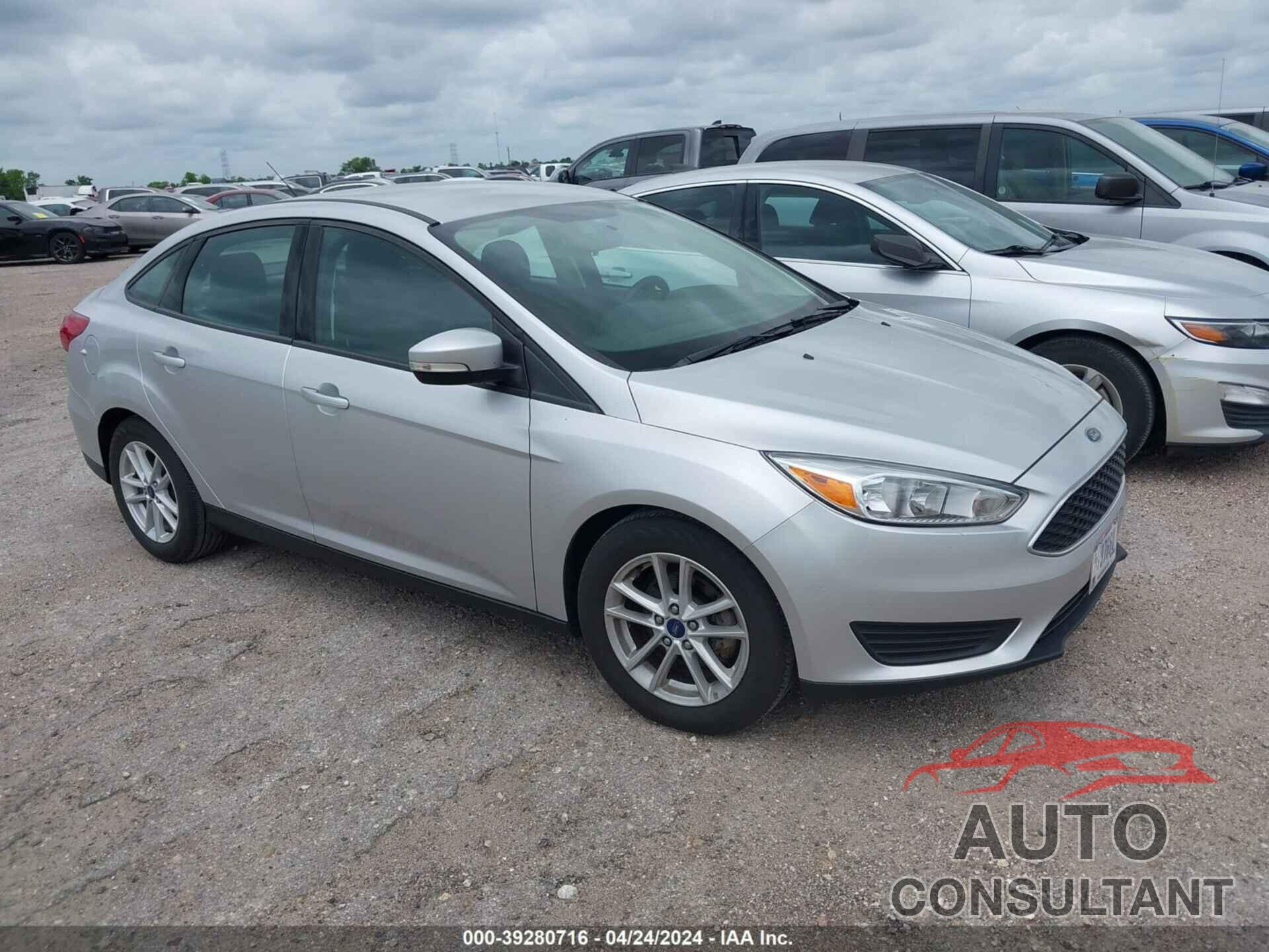 FORD FOCUS 2017 - 1FADP3F24HL309347