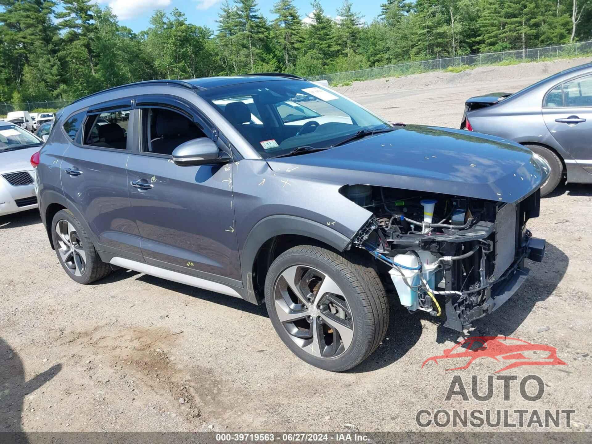 HYUNDAI TUCSON 2018 - KM8J3CA26JU674155