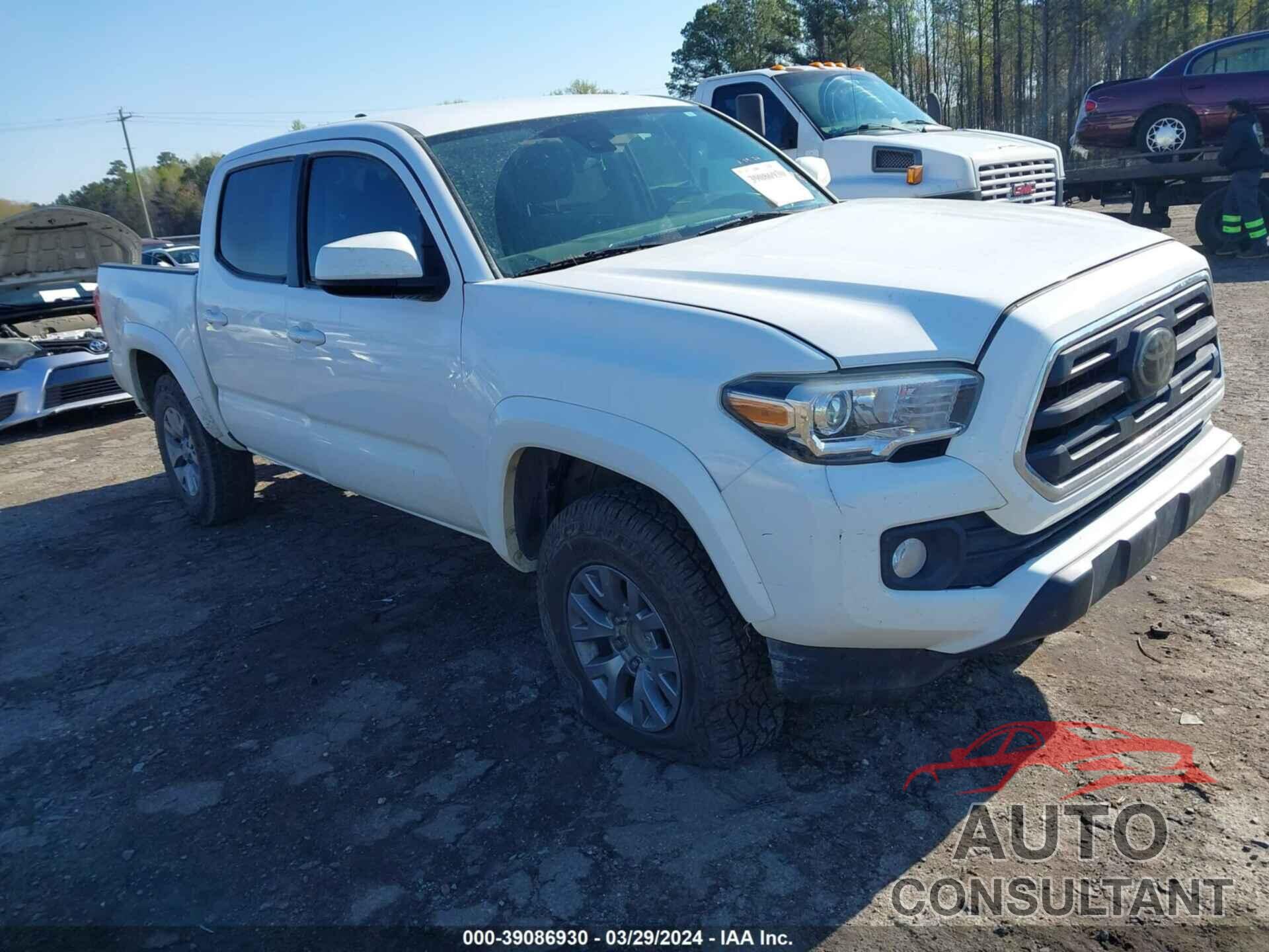 TOYOTA TACOMA 2018 - 5TFAZ5CN4JX066977