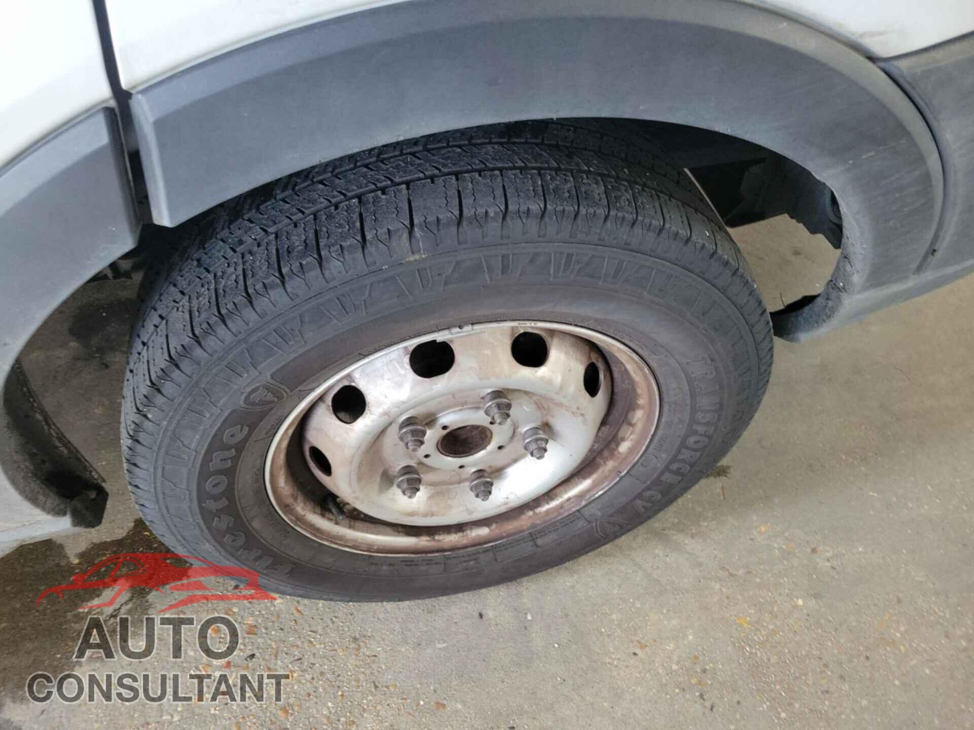 FORD TRANSIT 2019 - 1FTYR2CGXKKB82102
