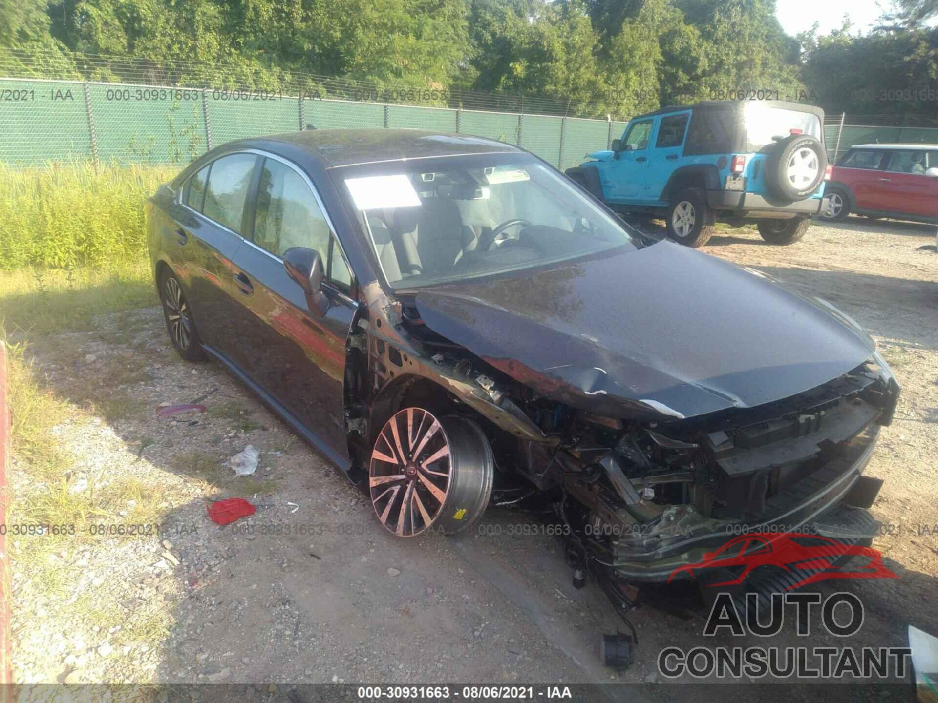 SUBARU LEGACY 2019 - 4S3BNAF60K3019869