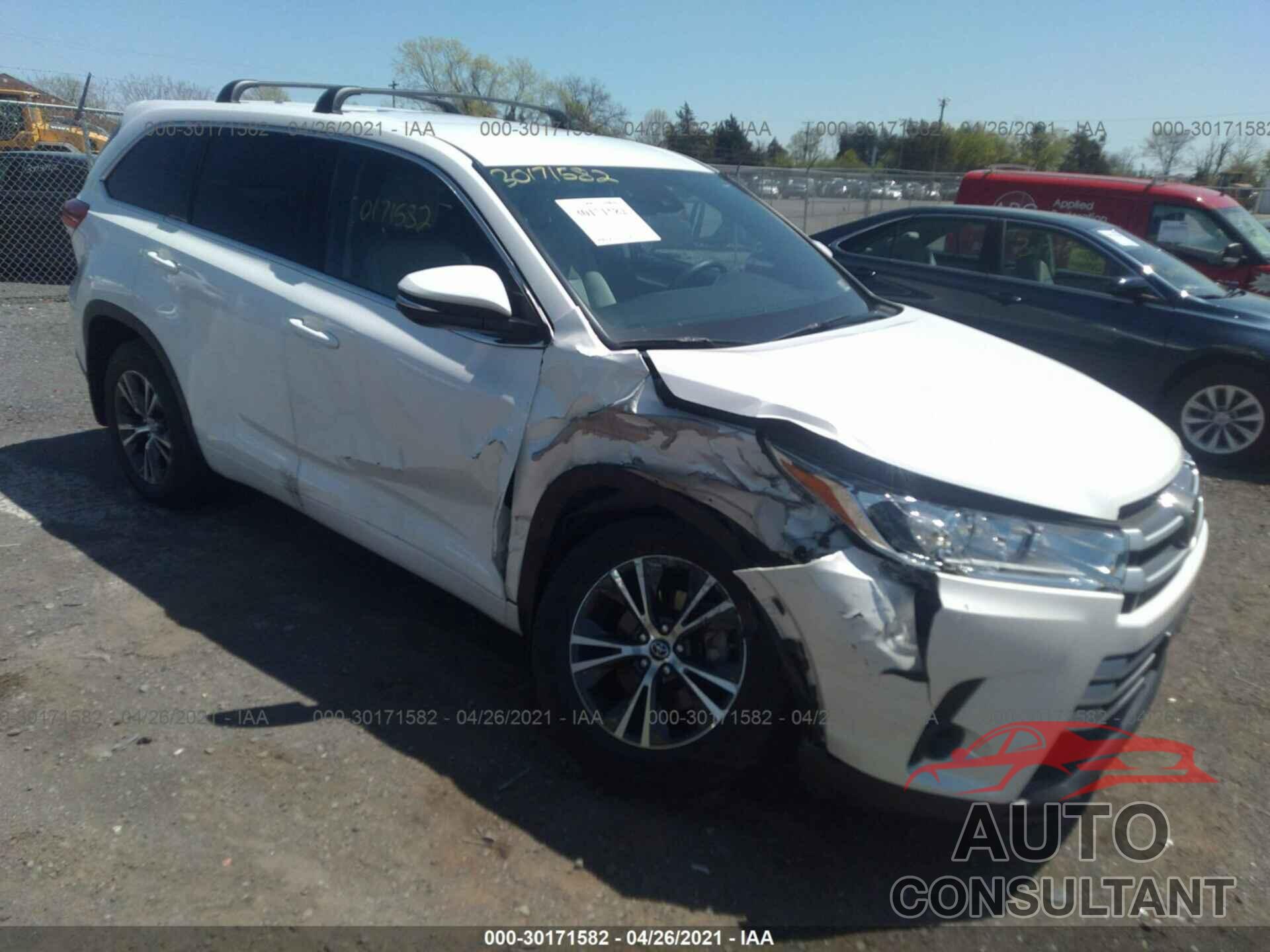 TOYOTA HIGHLANDER 2018 - 5TDBZRFH2JS871027