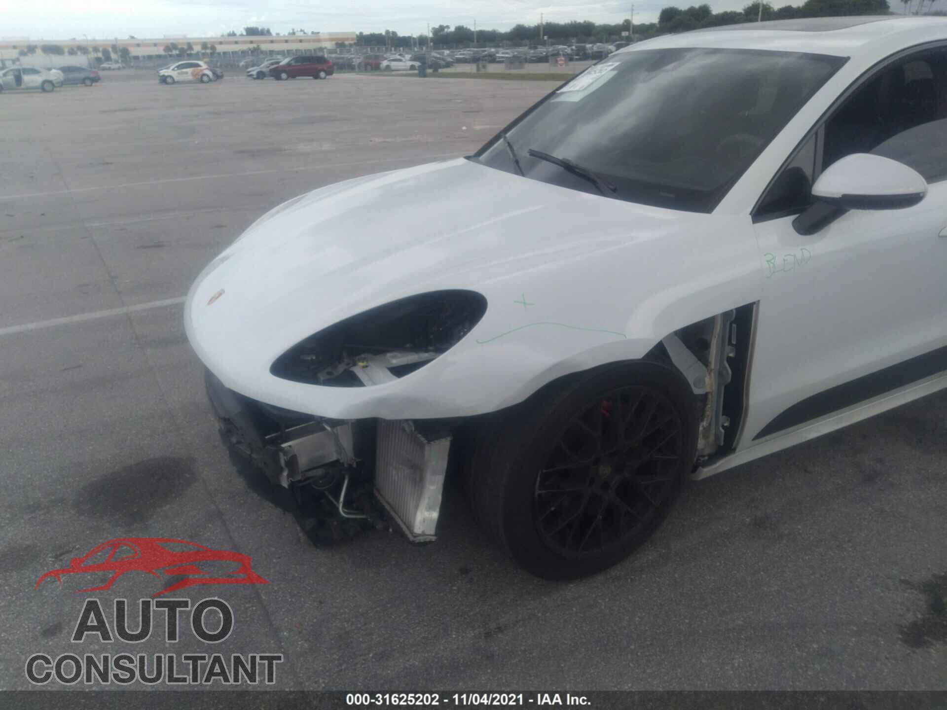 PORSCHE MACAN 2017 - WP1AG2A59HLB56164