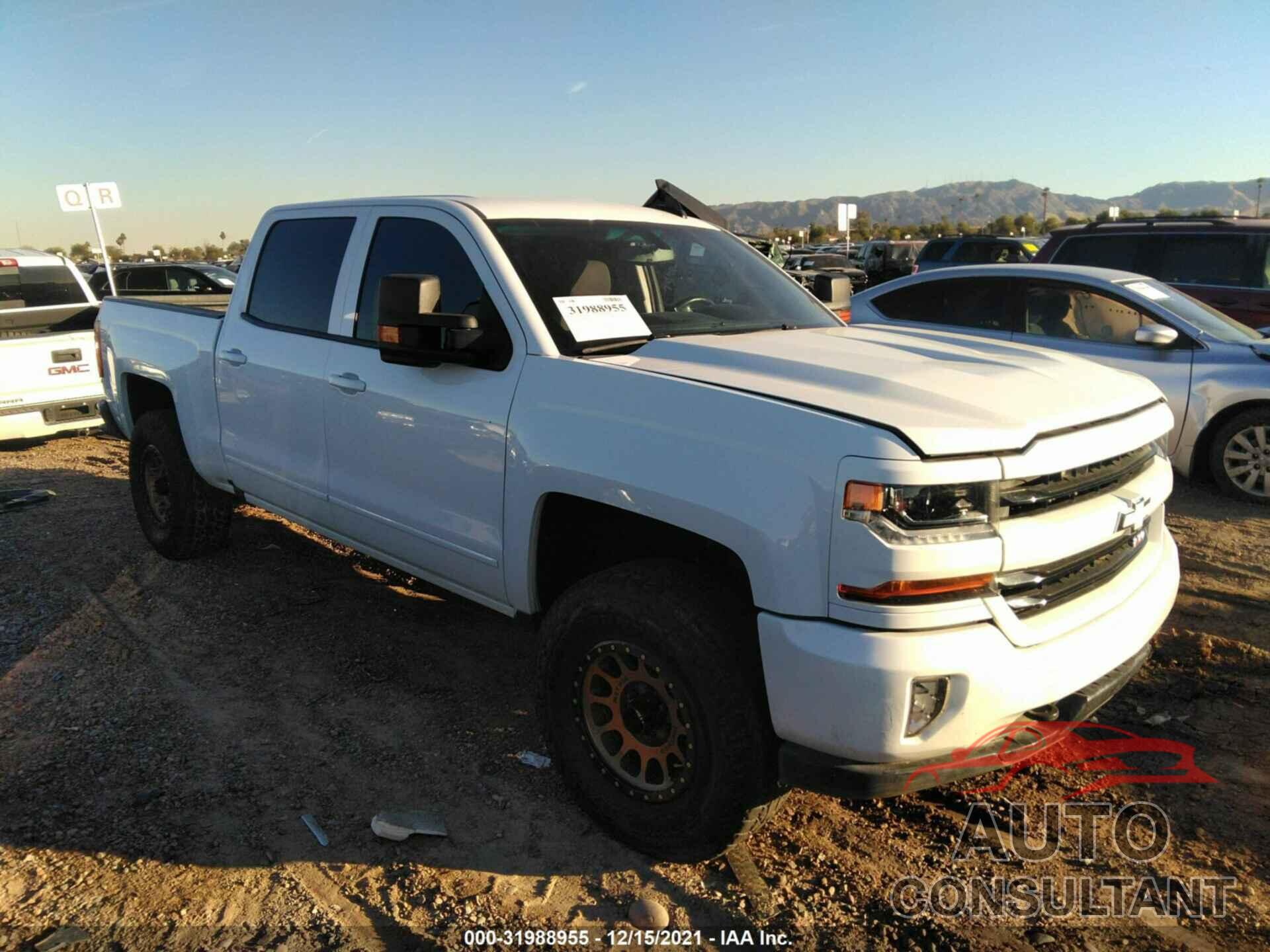 CHEVROLET SILVERADO 1500 2018 - 3GCUKREC1JG466150