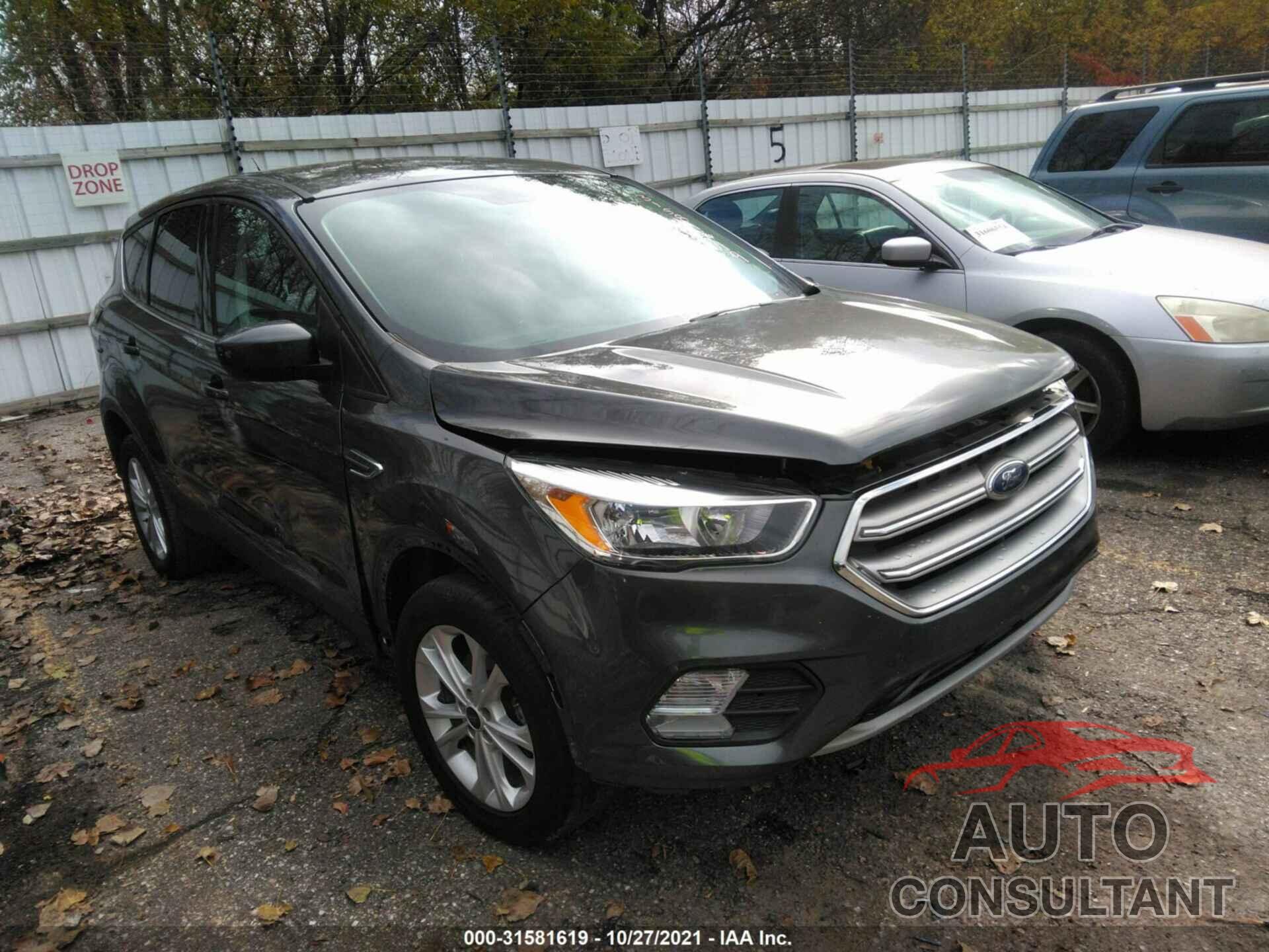 FORD ESCAPE 2017 - 1FMCU0GD3HUE92517