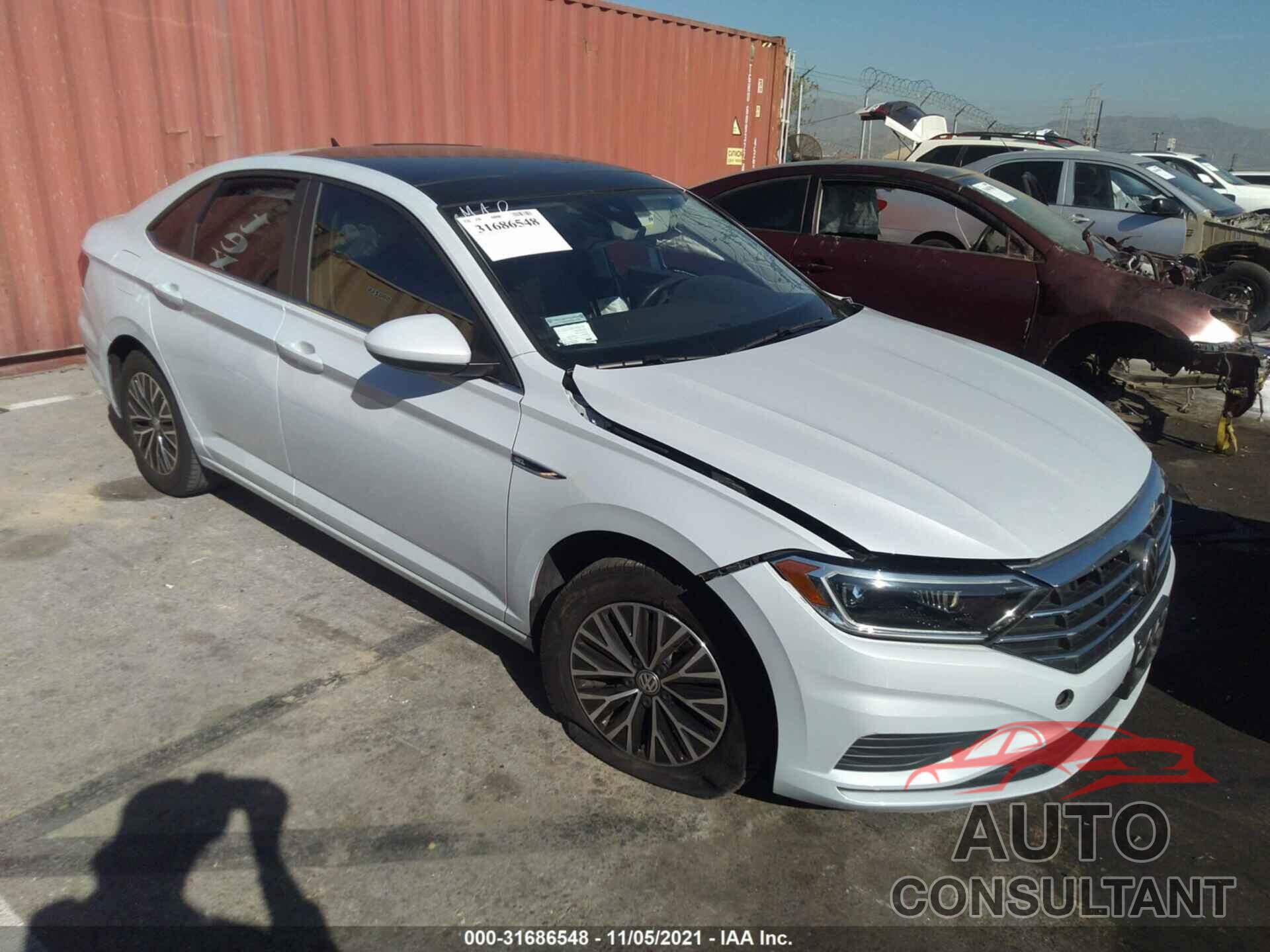 VOLKSWAGEN JETTA 2019 - 3VWE57BU0KM101908