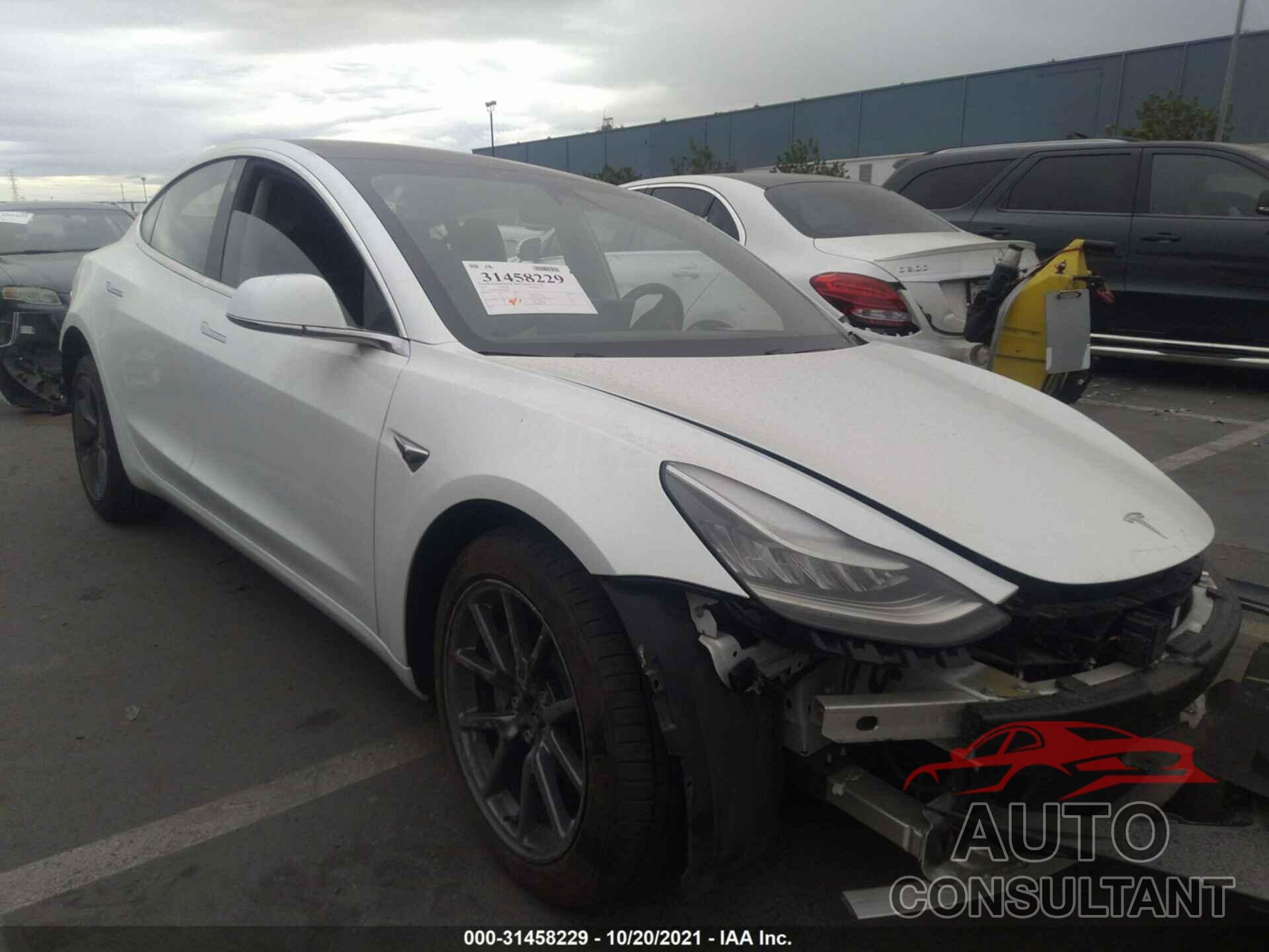 TESLA MODEL 3 2018 - 5YJ3E1EB8JF085302