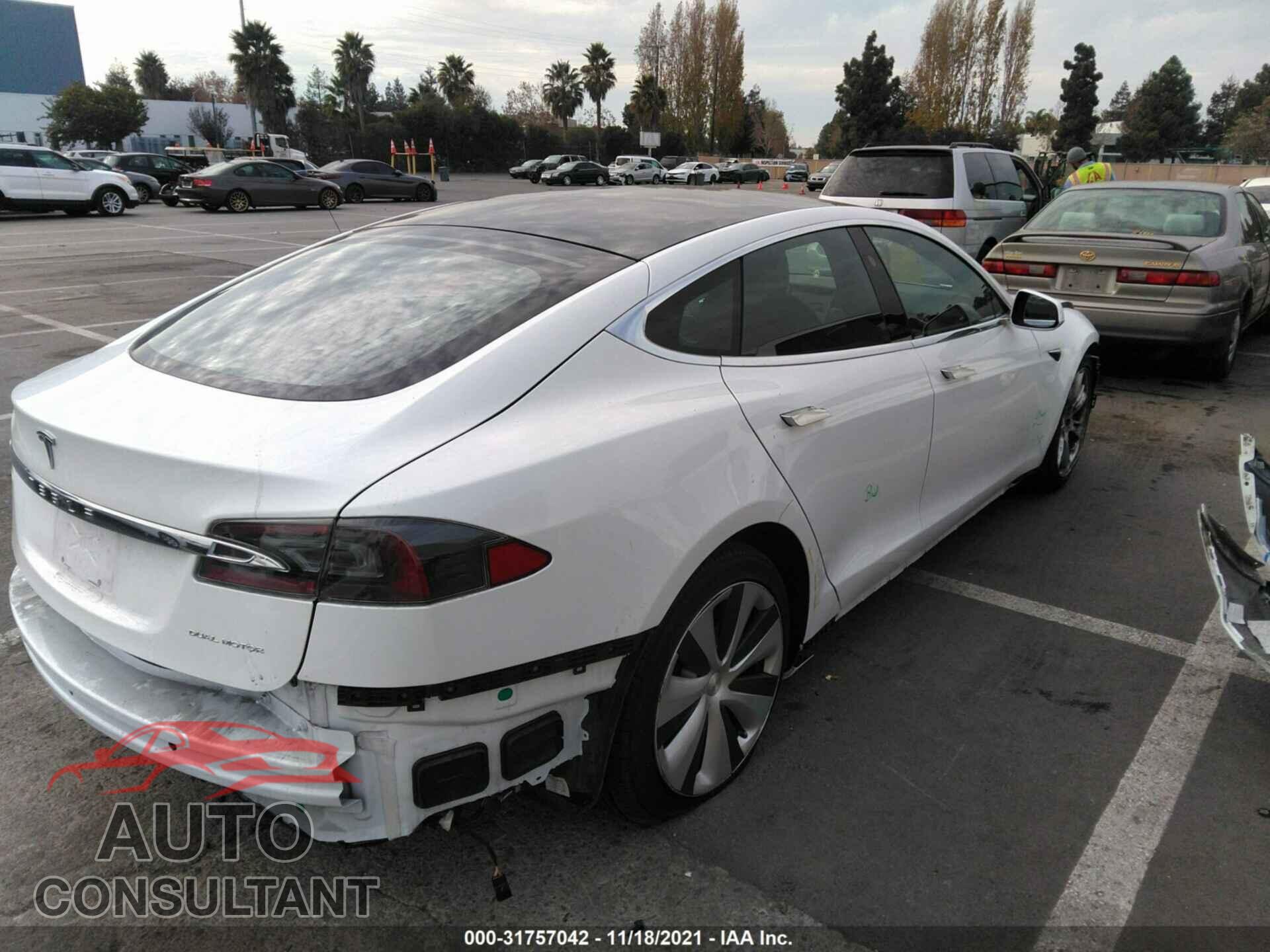 TESLA MODEL S 2021 - 5YJSA1E22MF425202