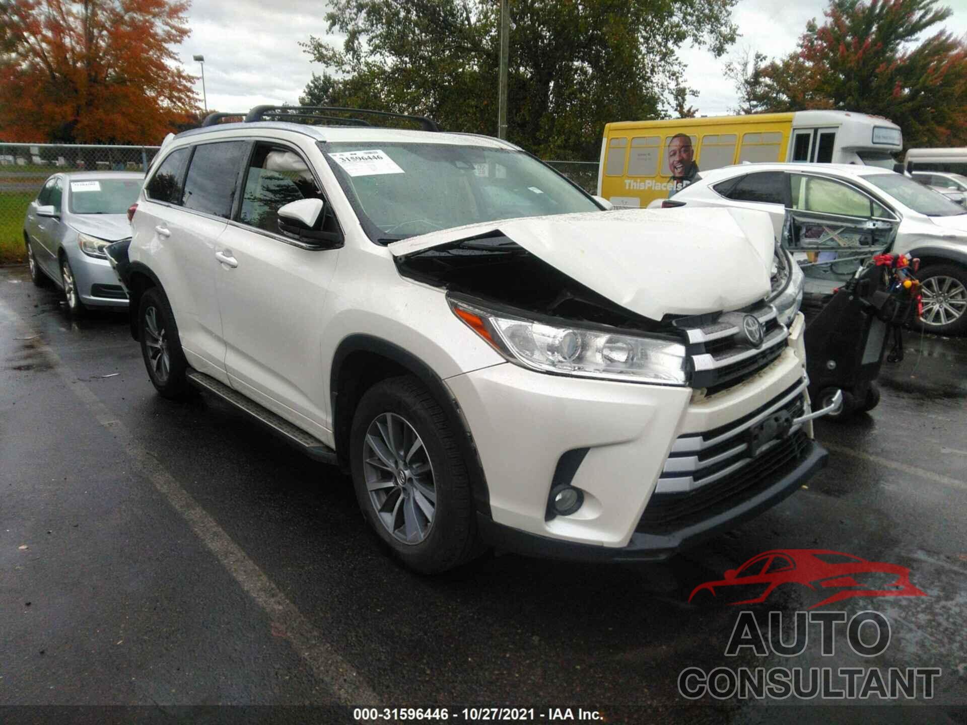TOYOTA HIGHLANDER 2017 - 5TDJZRFH9HS519049
