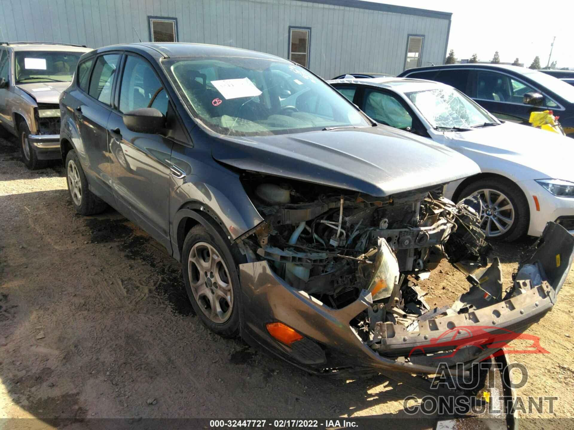 FORD ESCAPE 2017 - 1FMCU0F74HUB21930
