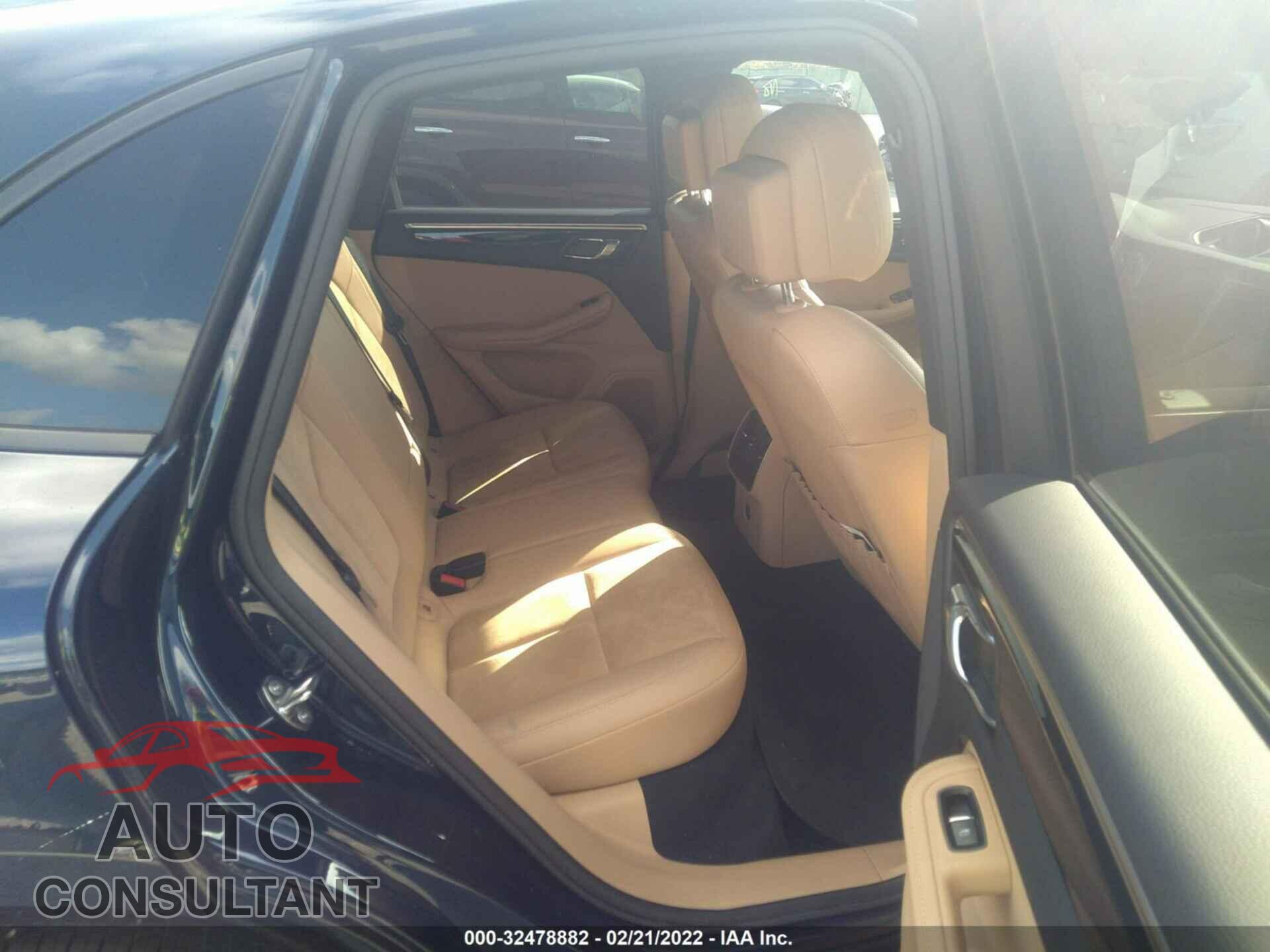 PORSCHE MACAN 2018 - WP1AA2A57JLB00053