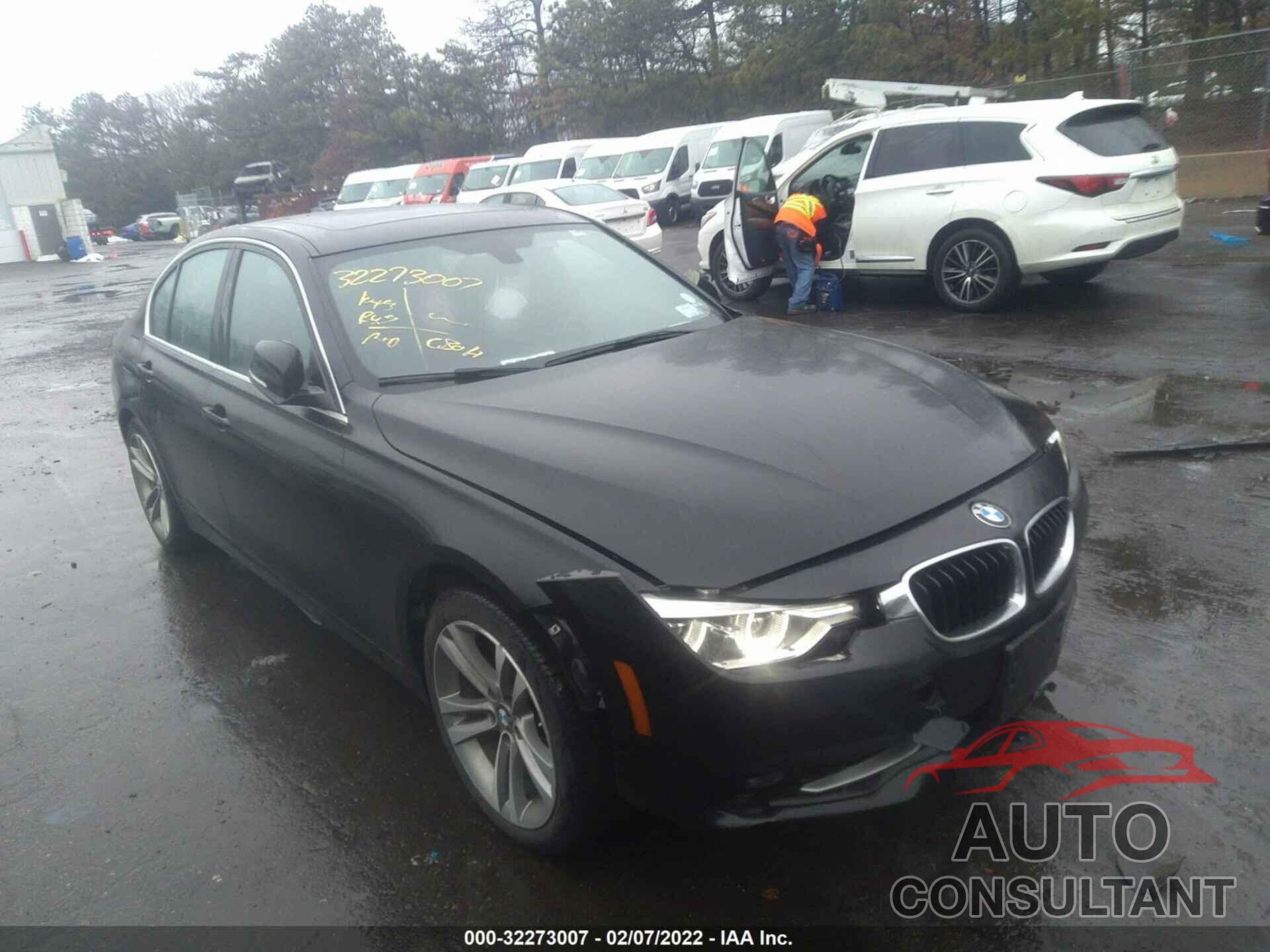 BMW 3 SERIES 2018 - WBA8D9G55JNU69082
