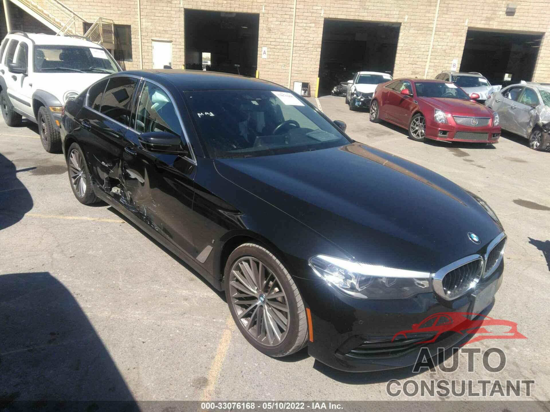 BMW 5 SERIES 2018 - WBAJA9C51JB251061