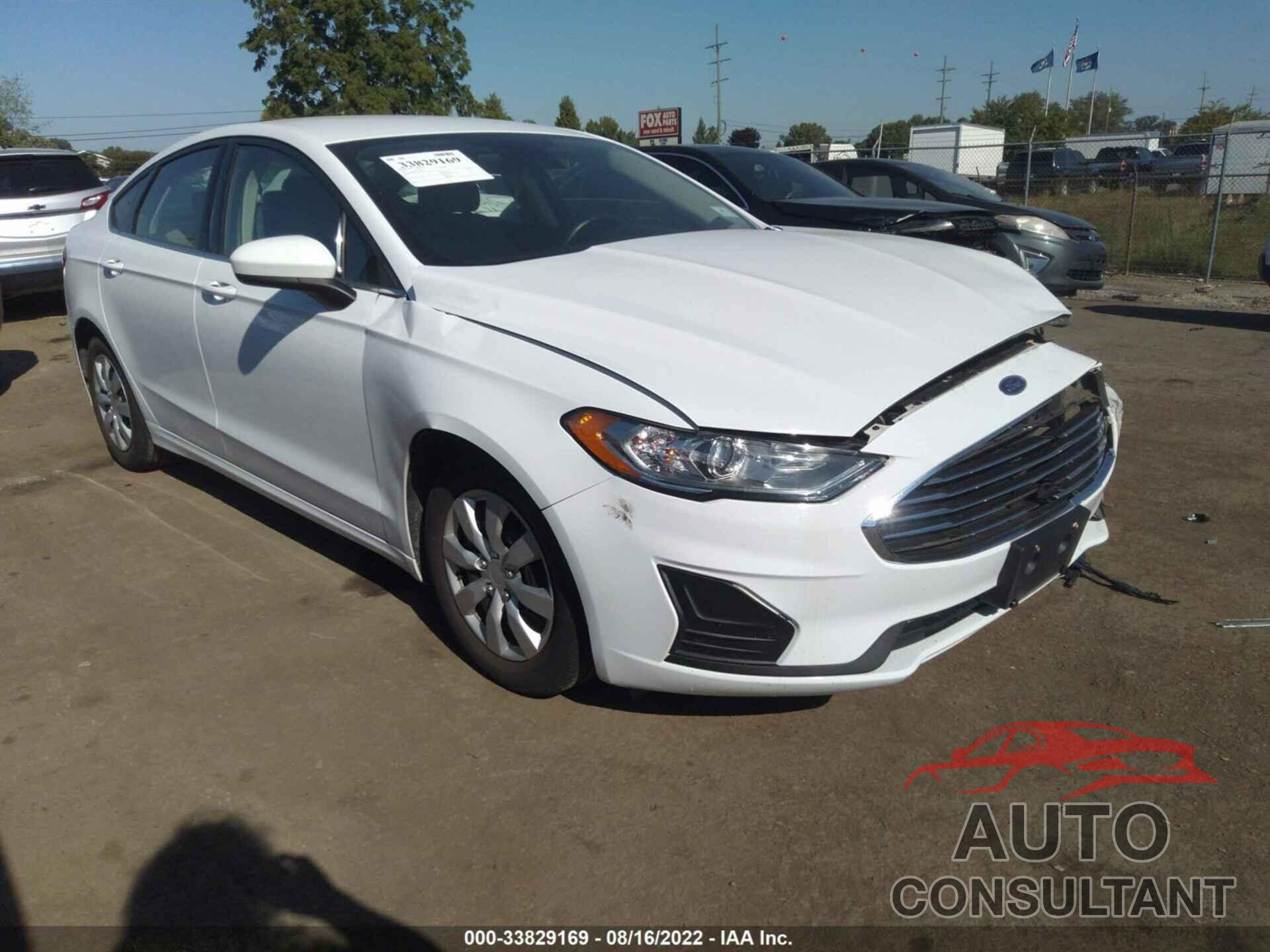 FORD FUSION 2019 - 3FA6P0G73KR264315