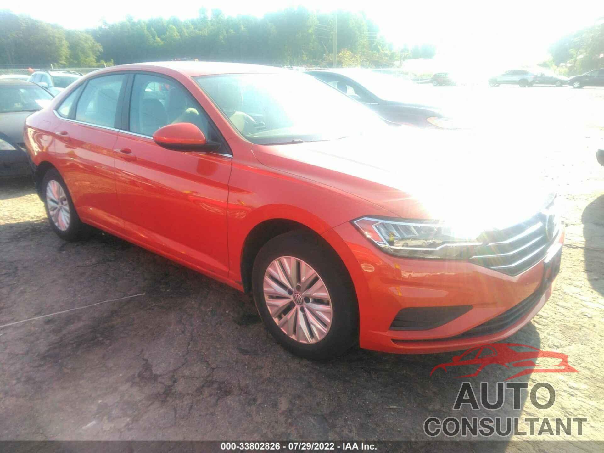 VOLKSWAGEN JETTA 2019 - 3VWC57BU1KM208022